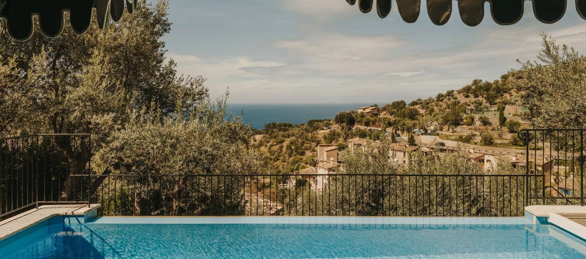 suite com piscina - piscina privativa - vista para montanha