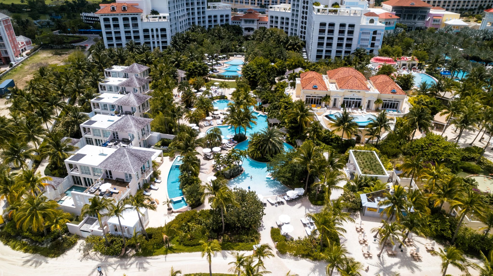 baha mar - resort beira mar - piscina ao ar livre - resort de luxo - resort nas bahamas