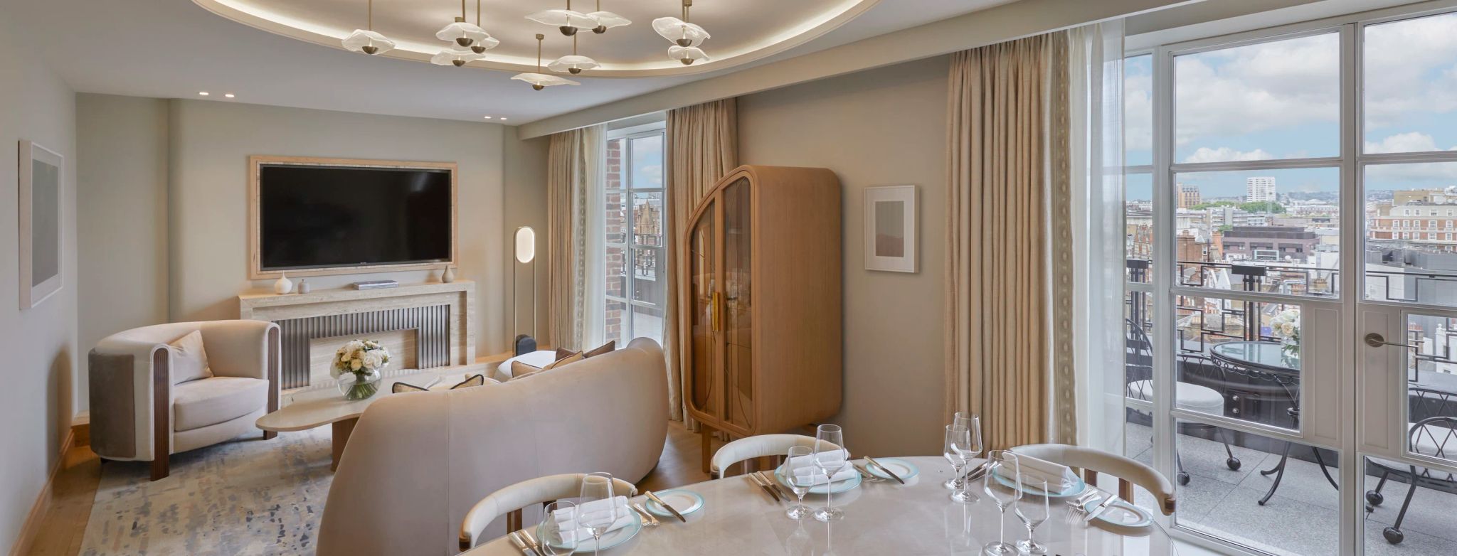 suite com sala de jantar - sala vista londres  - almoço privativo