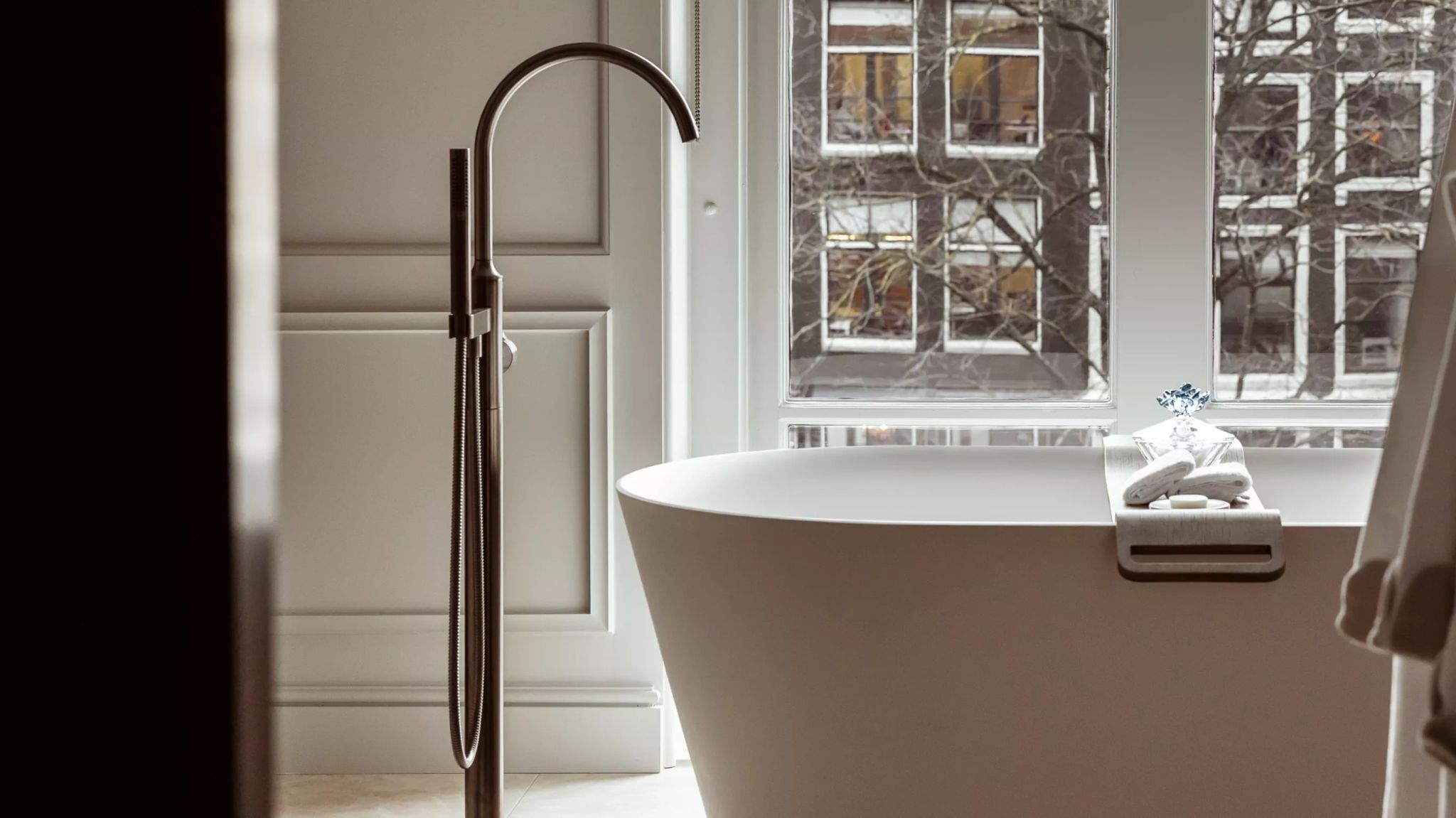 Canal View Junior Suite suite com banheira - banheira de imersao - banho premium