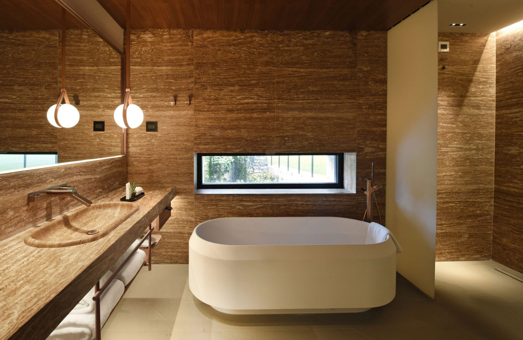 Family Grand Suite Lago banheiro de luxo - banheira - banho premium