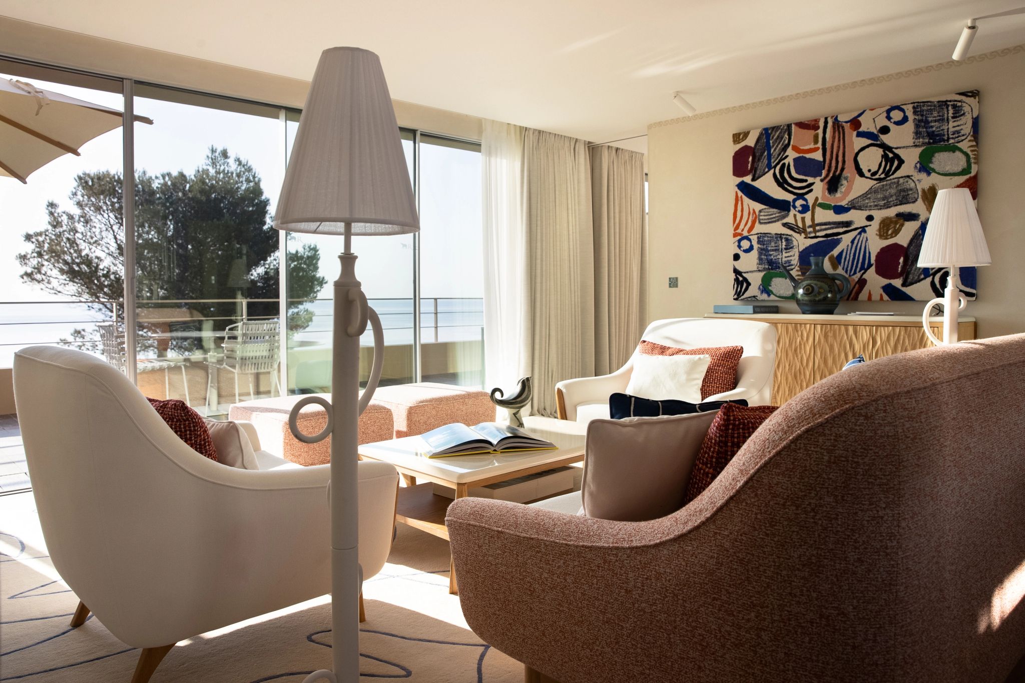 Mediterranean Suite suite com sala - sala moderna - suite de luxo - suite vista mar