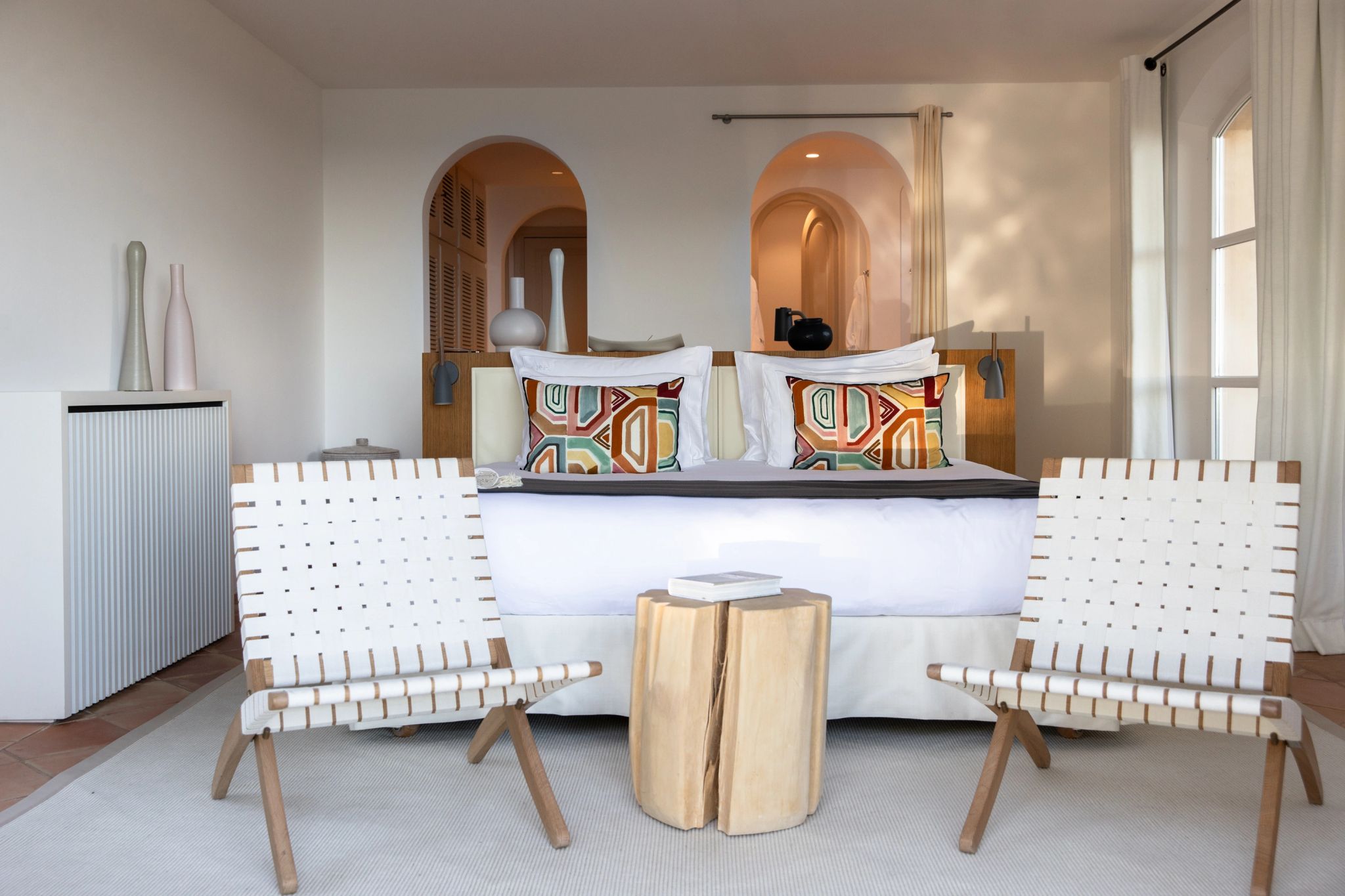 quarto de hotel - cama king - design moderno