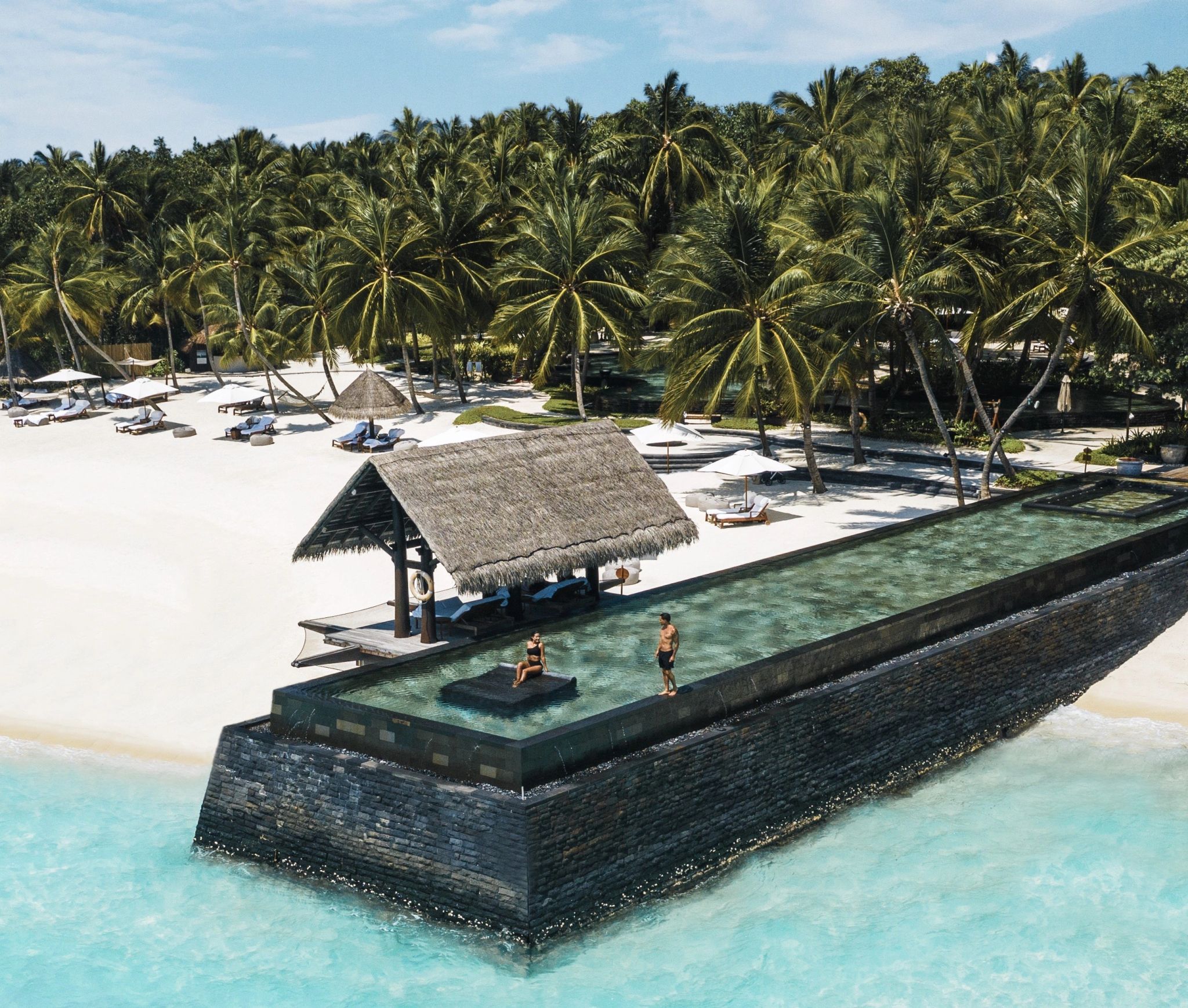 Piscina borda infinita piscina borda infinita - piscina adultos - piscina externa - piscina frente mar