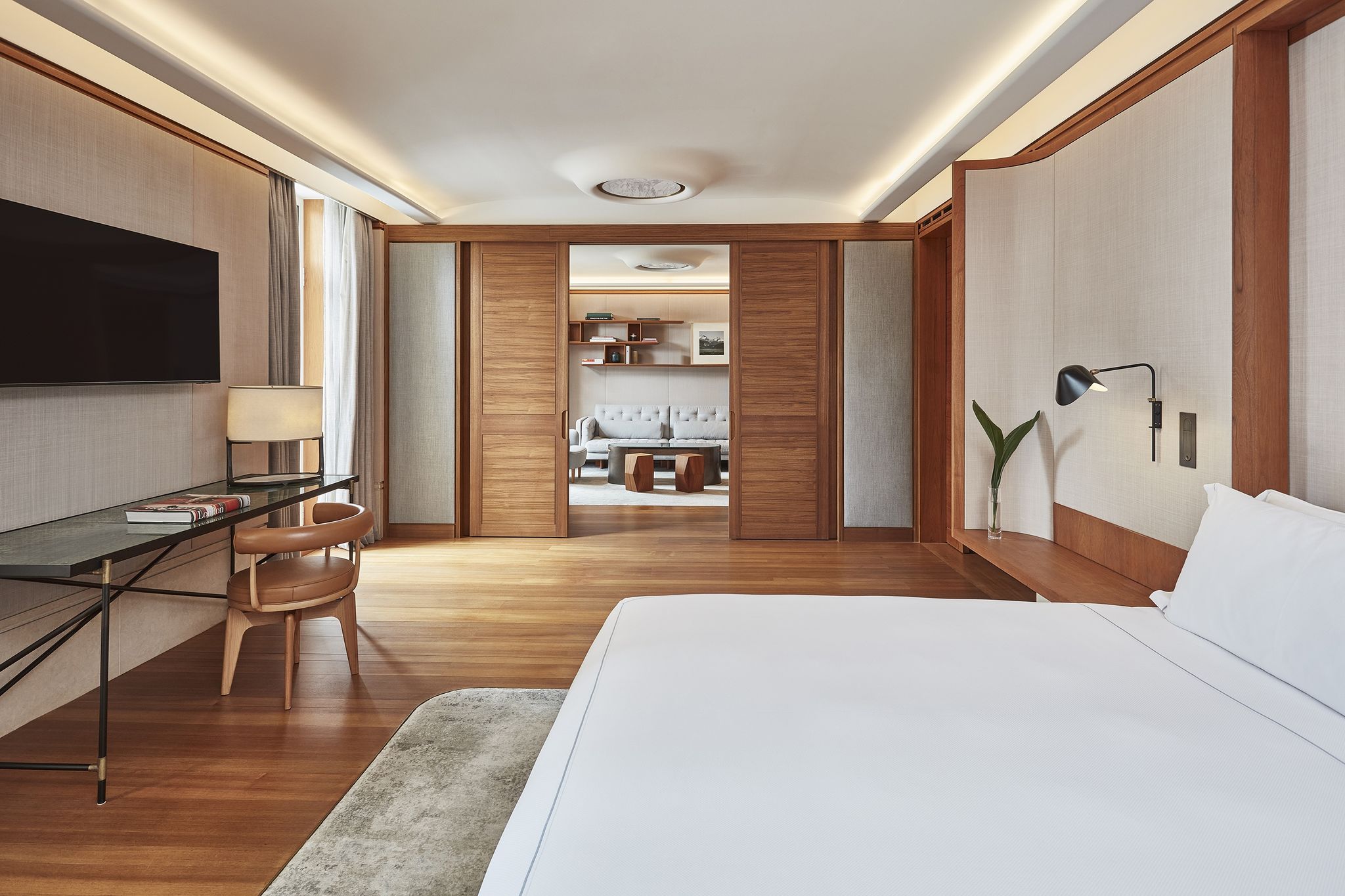 mesa de trabalho – mobiliario de madeira – cama king size