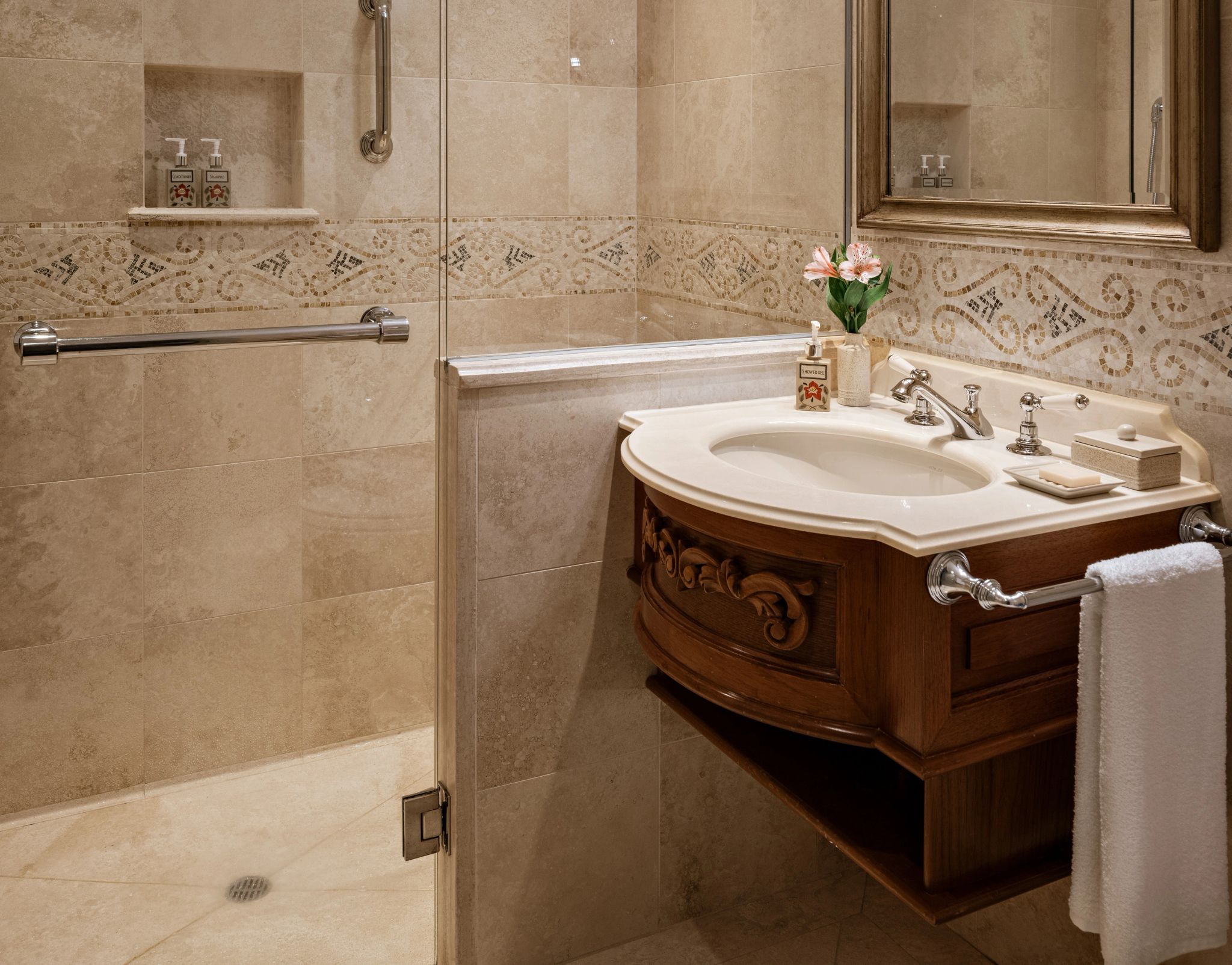 Superior Oxygen banheiro de luxo – decoracao classica – banho premium