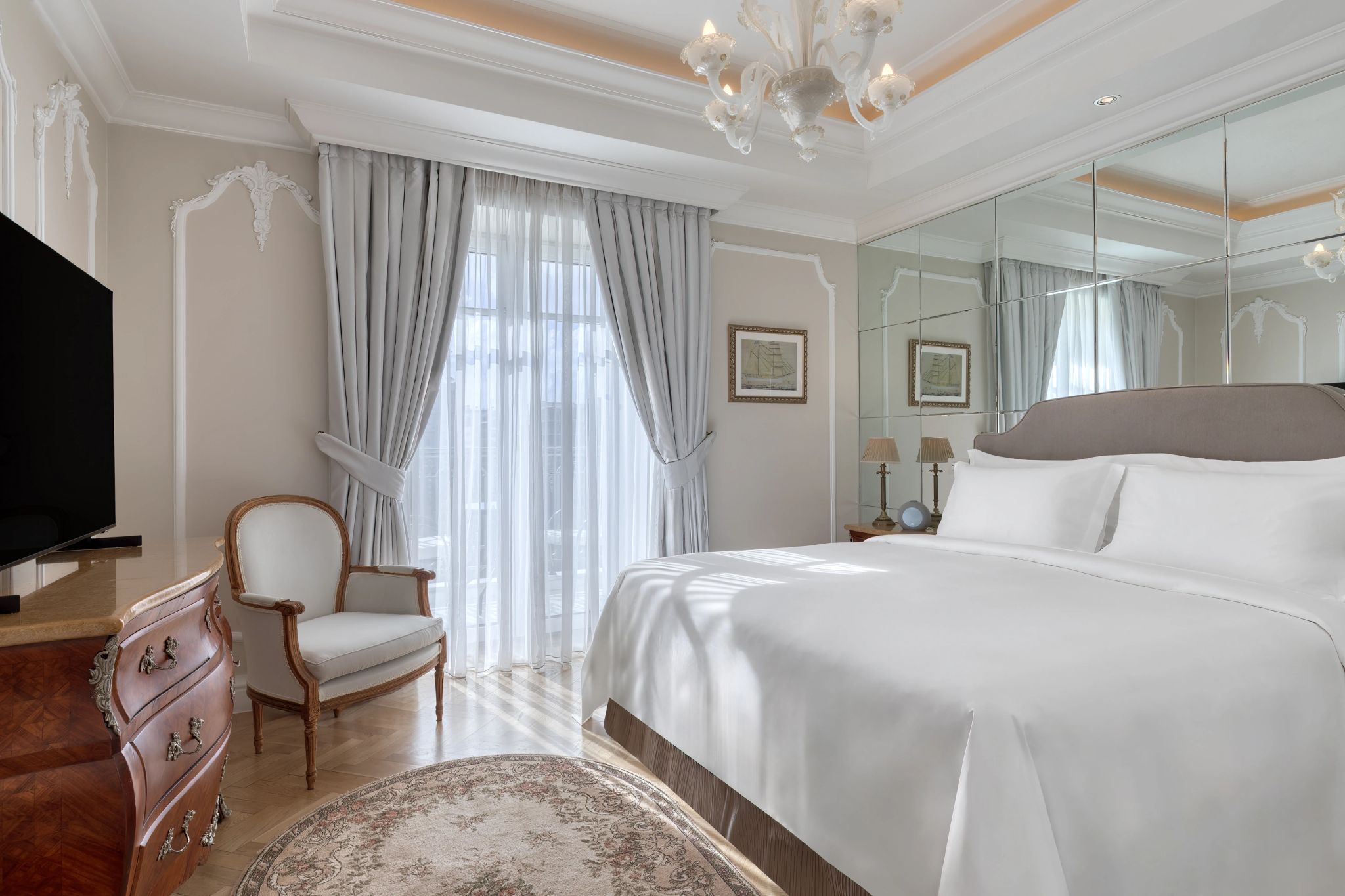 suite grande - suite espaçosa - suite com vista cidade de atenas