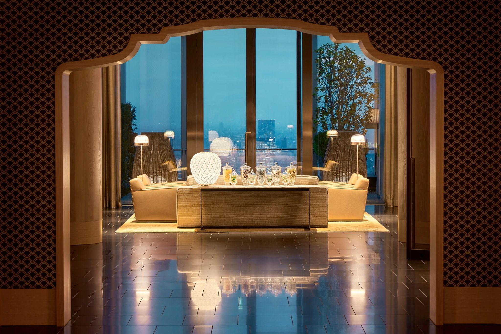 Galeria de Arte corredor galeria arte luxo - design interior sofisticado - arte no hotel