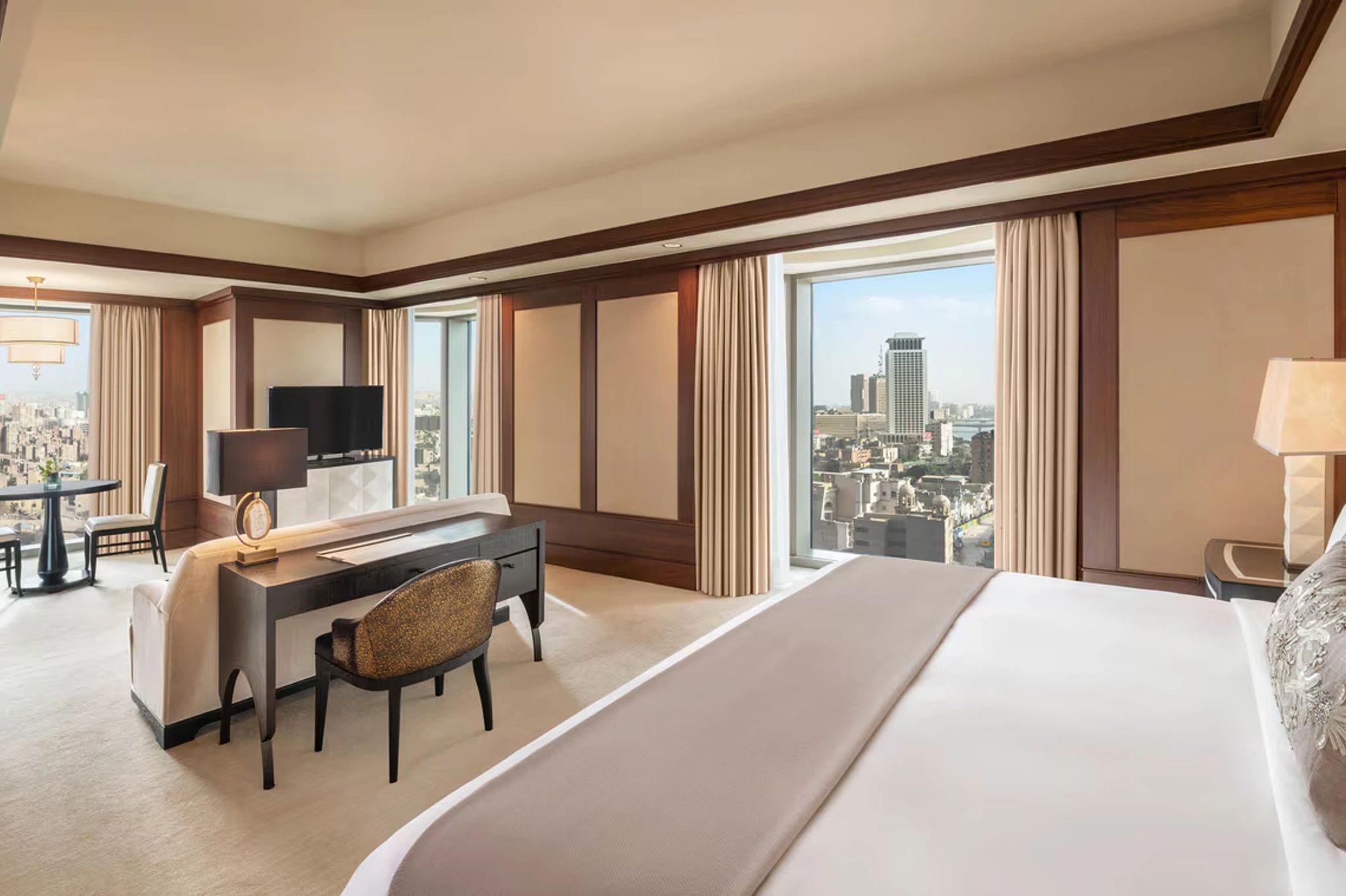 Grand Deluxe quarto grand deluxe cairo - cama king - vista nilo