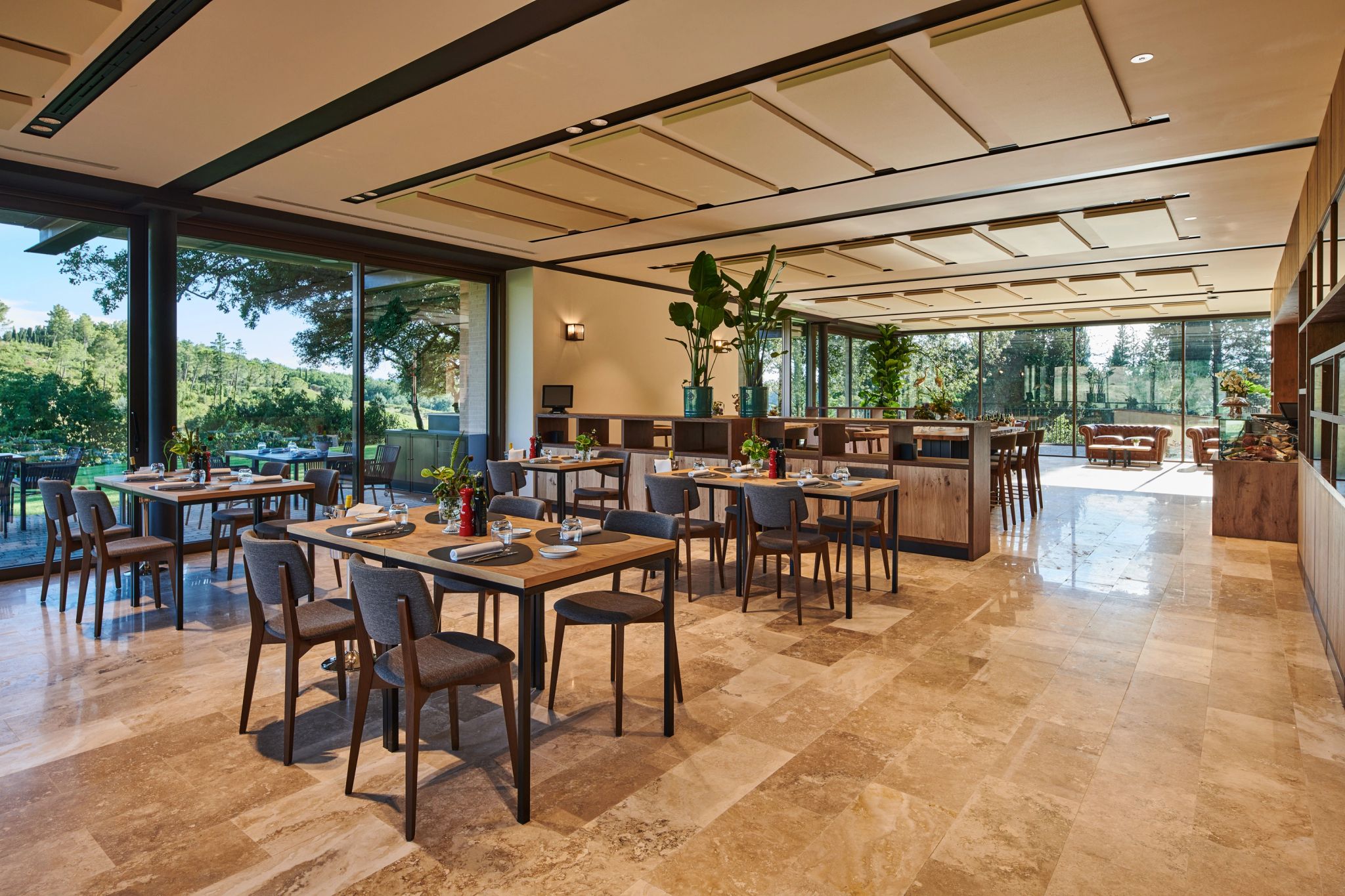 area gourmet - restaurante italiano - restaurante de hotel - restaurante moderno