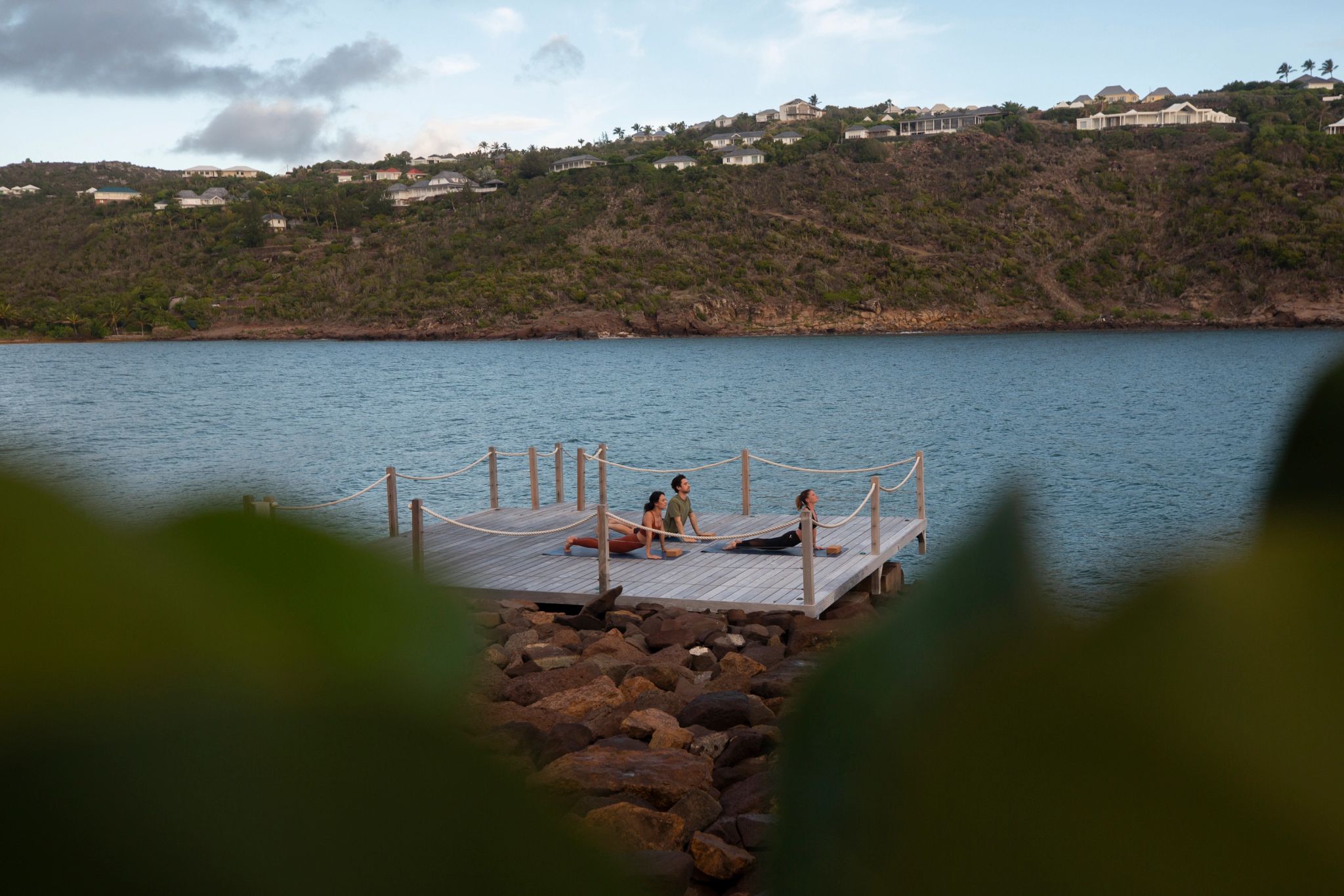 Aula de Yoga atividade fisica – atividades ao ar livre – aula de yoga
