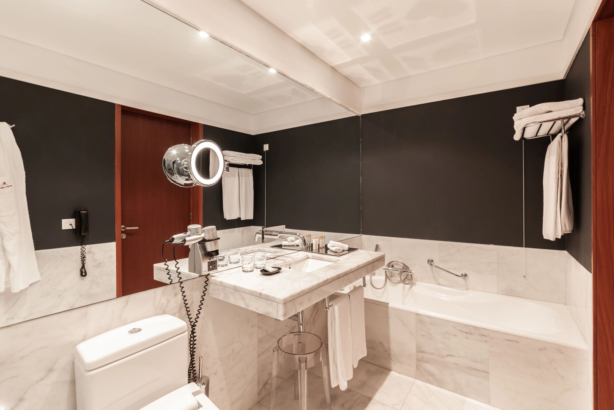 Design banheiro de luxo - banho premium - banheira de imersao