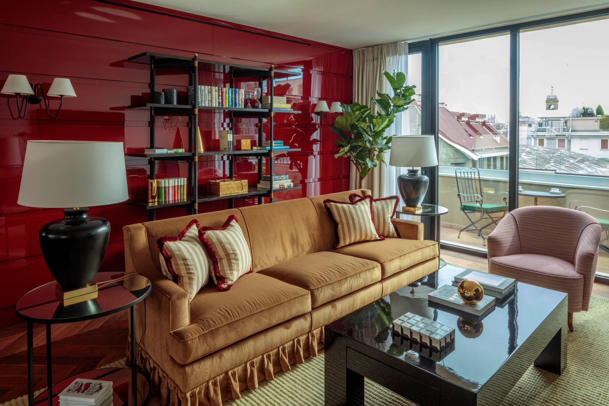 Tortona One Bedroom Apartment Balcony sala de estar - sofa confortavel - varanda privativa