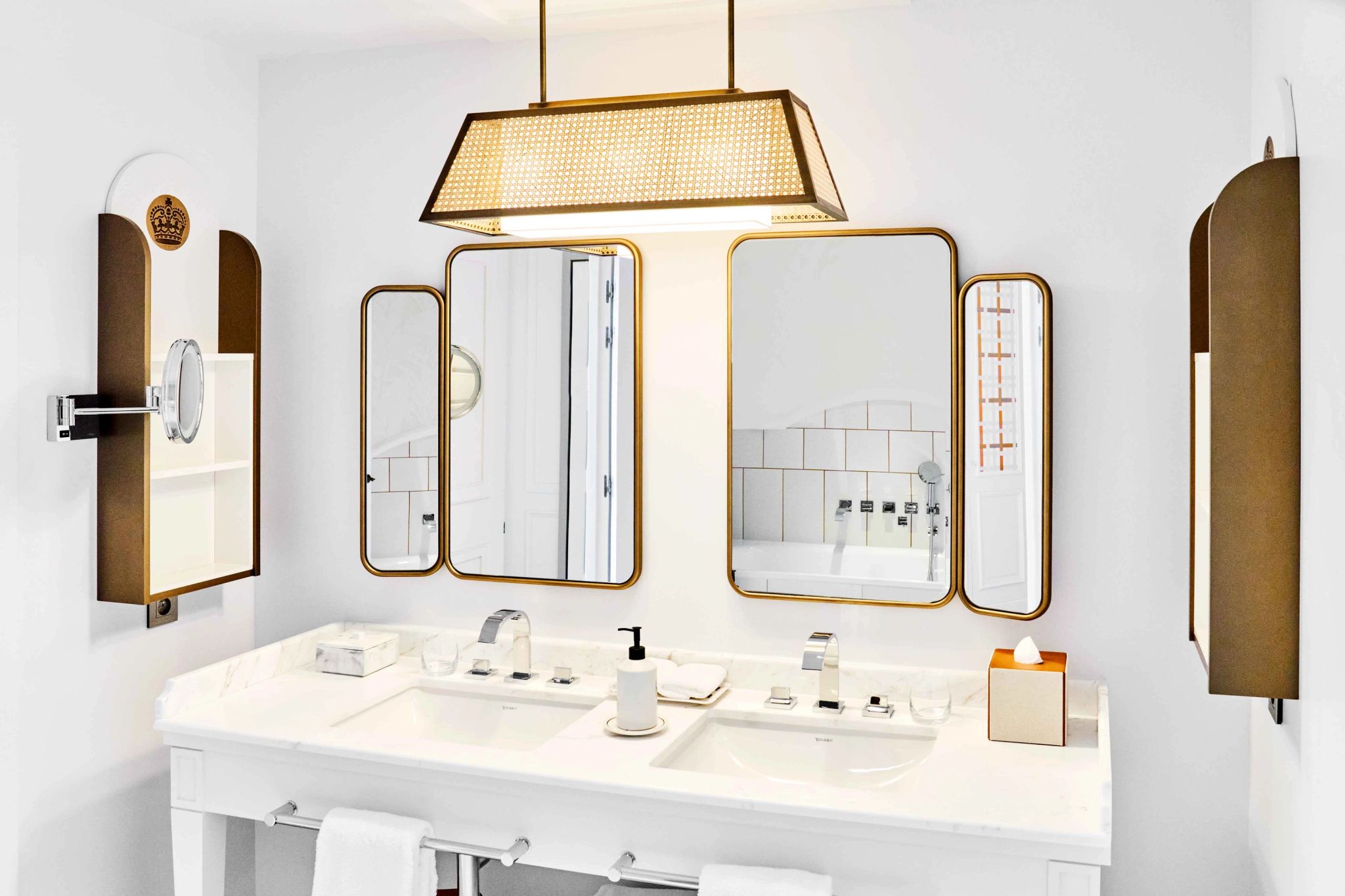 One Bedroom Suite City View Terrace banheiro em marmore - banheiro chique - banheiro moderno