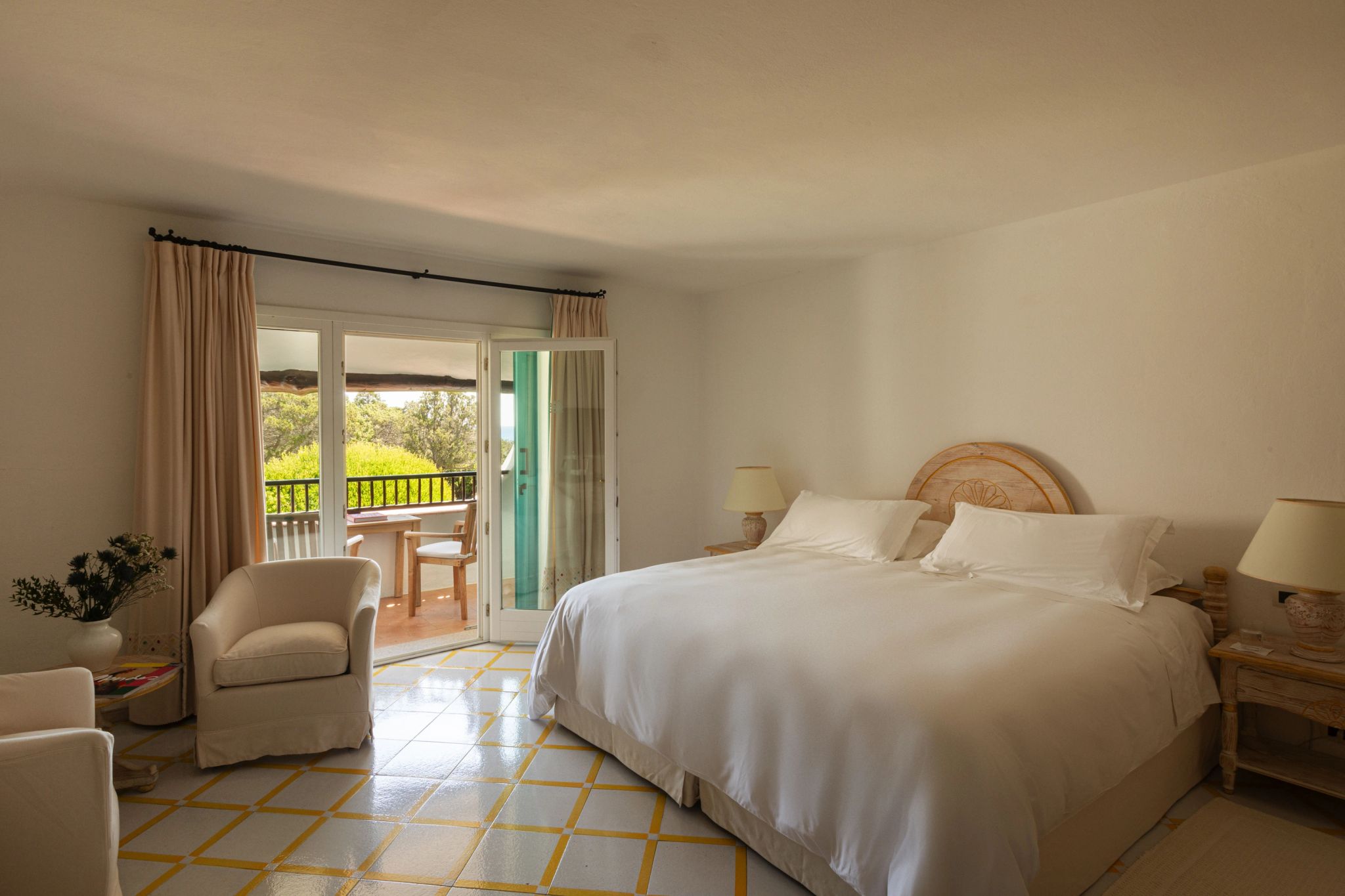 cama casal - decoraçao de luxo – quarto 5 estrelas