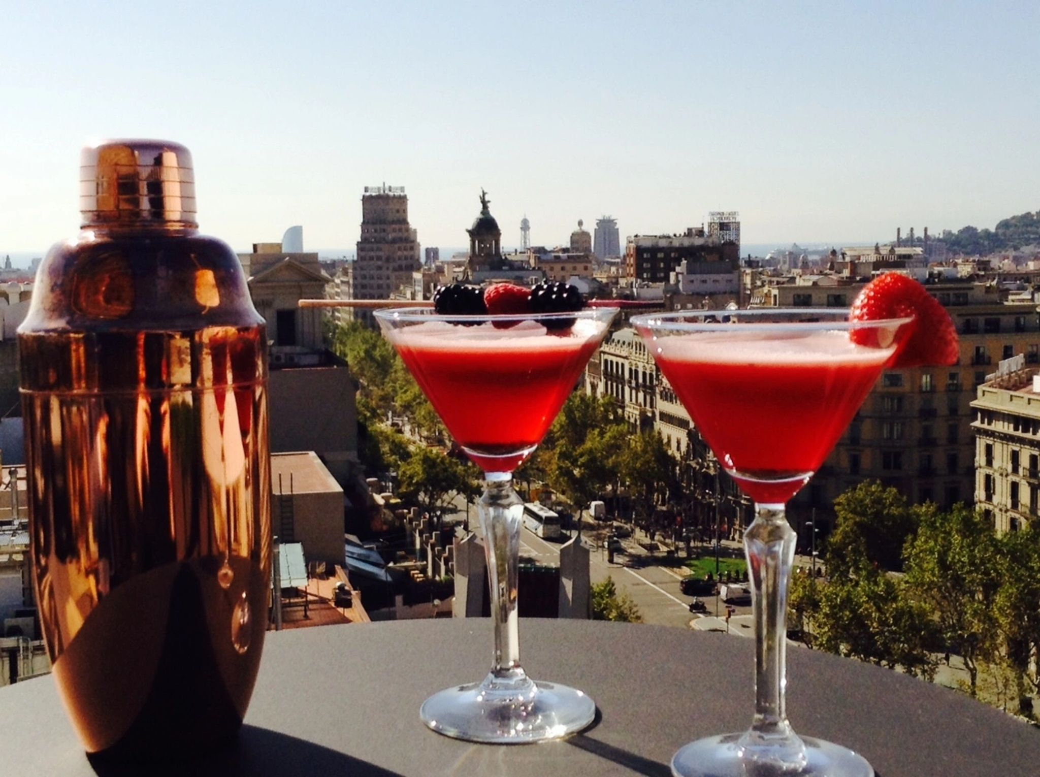 Restaurante e Bar La Dolce Vitae terraço gourmet - bebidas premium - bar ao ar livre