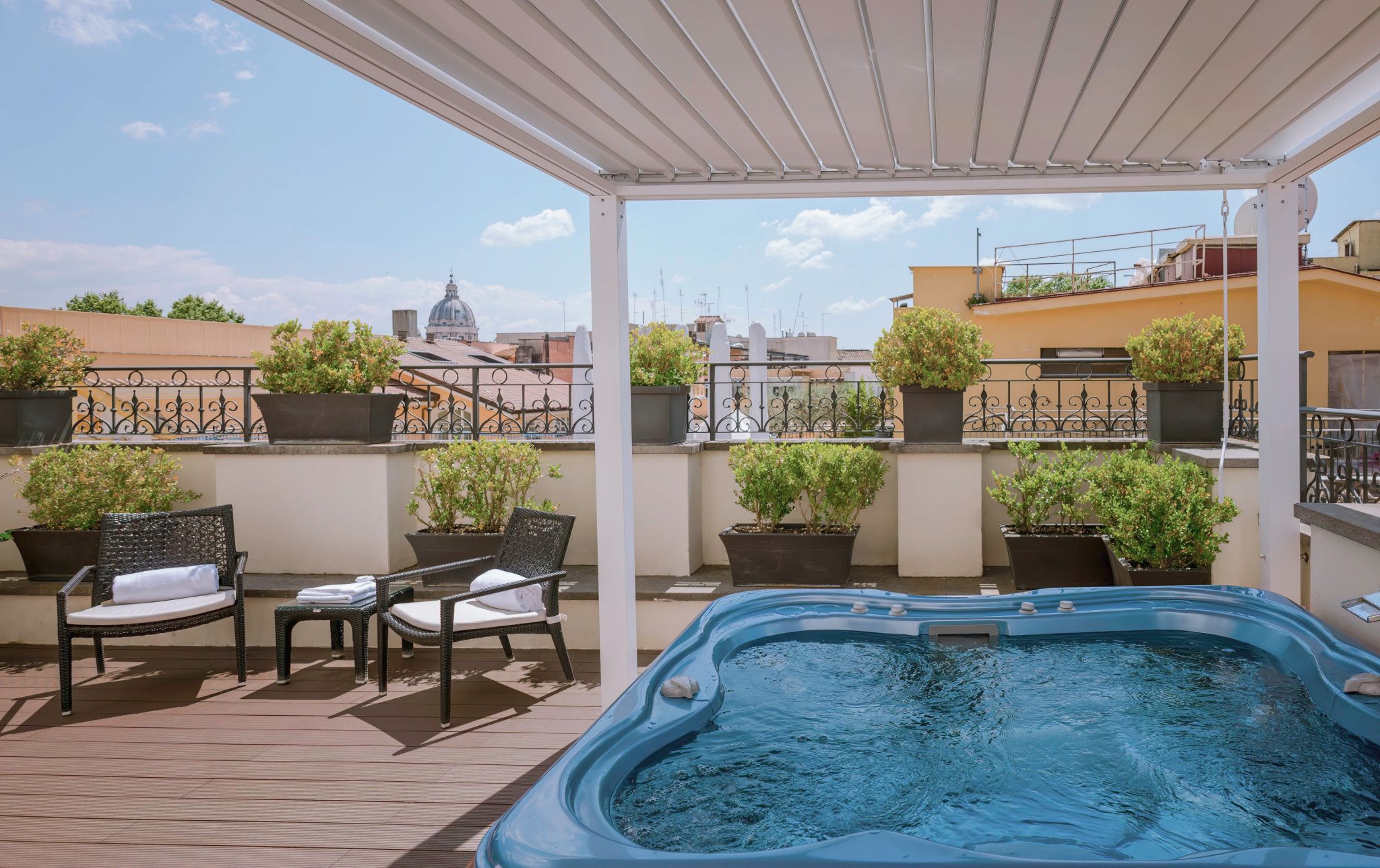 suite com jacuzzi - jacuzzi ao ar livre - vista panoramica roma