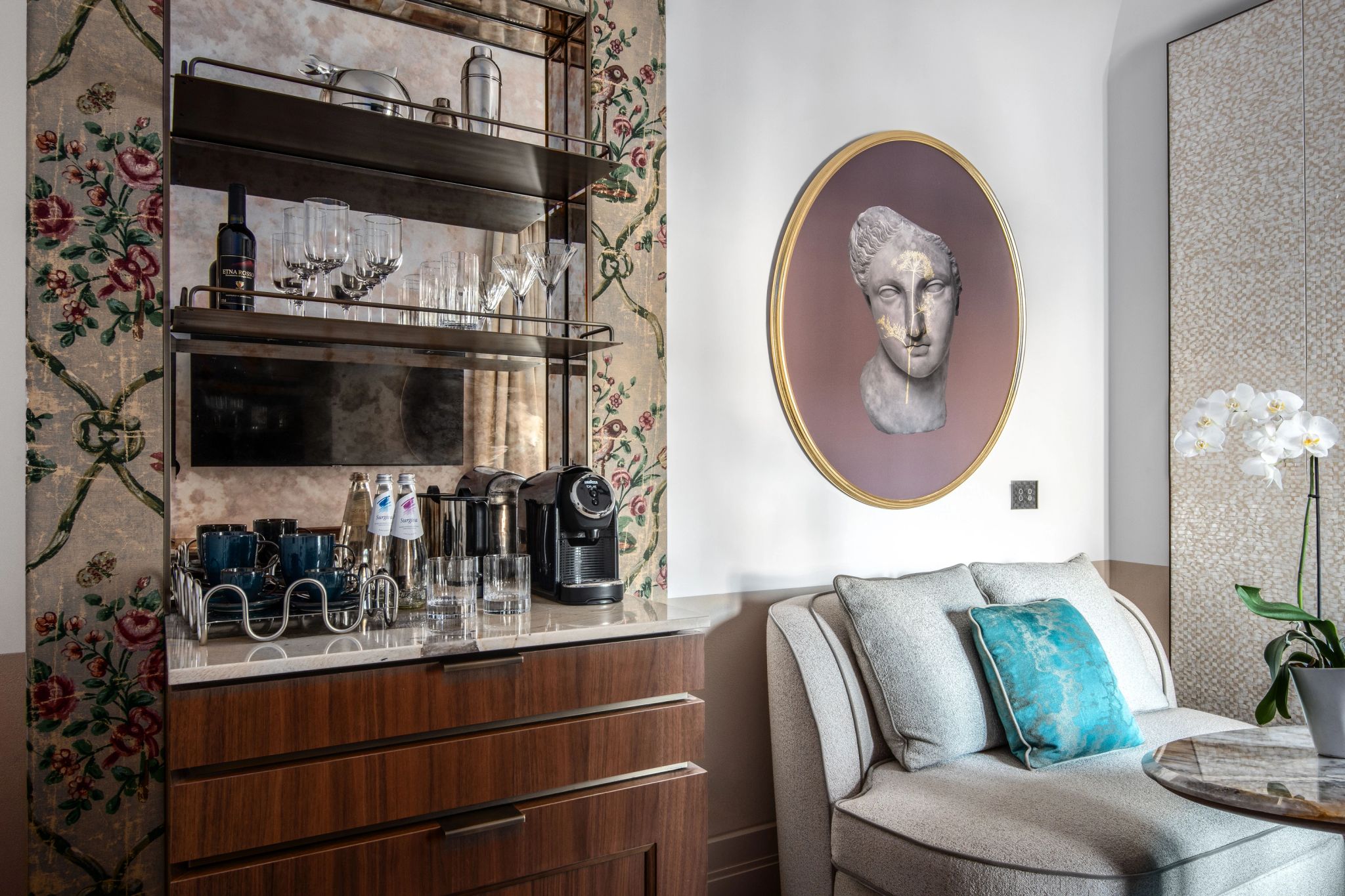 Convento Junior Suite Terrace obras de arte - bar privativo - arte classica