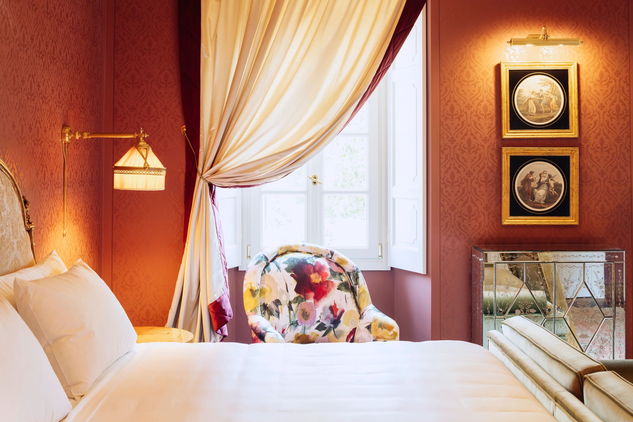 Room in the Palazz detalhes do quarto – design classico – quarto luxuoso