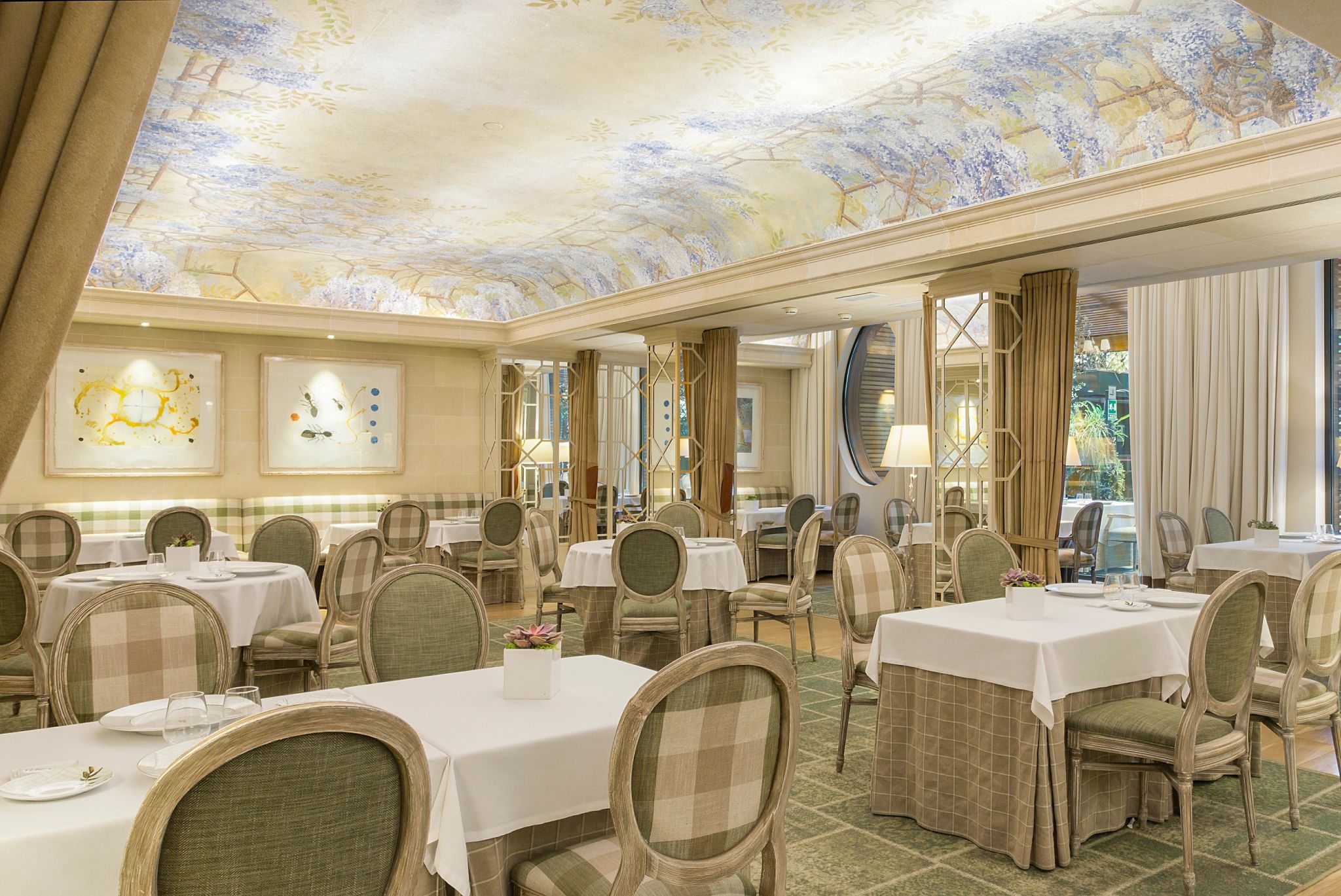 decoraçao classica - restaurante gourmet - restaurante mediterraneo
