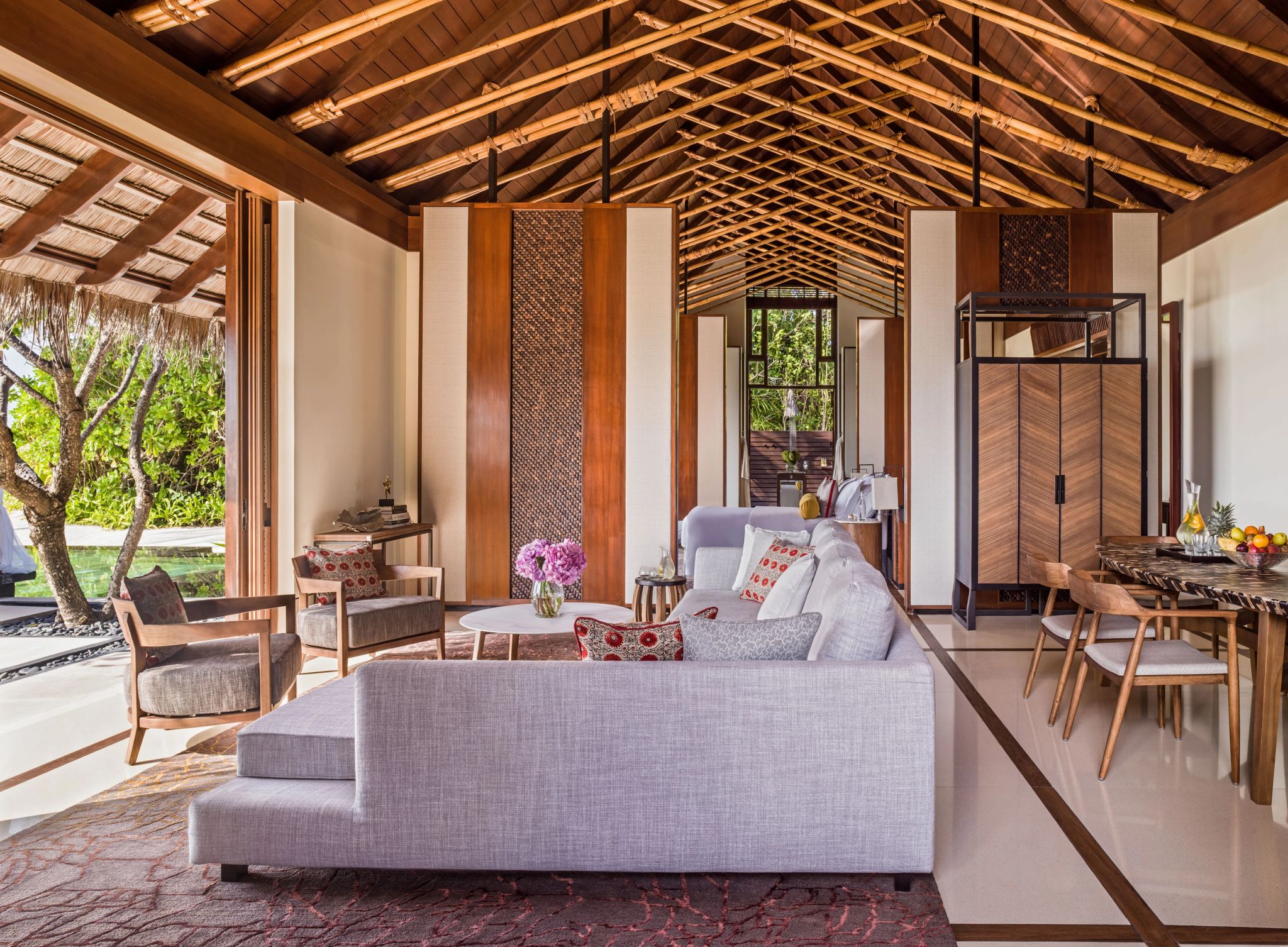 Grand Residence sala de estar - sala chique - sofa confortavel