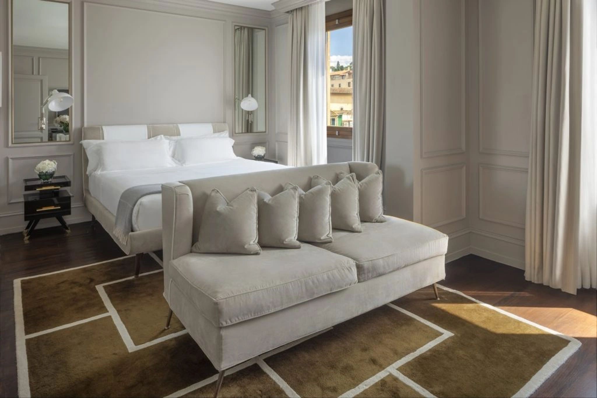 quarto de casal - cama casal - quarto com sofa
