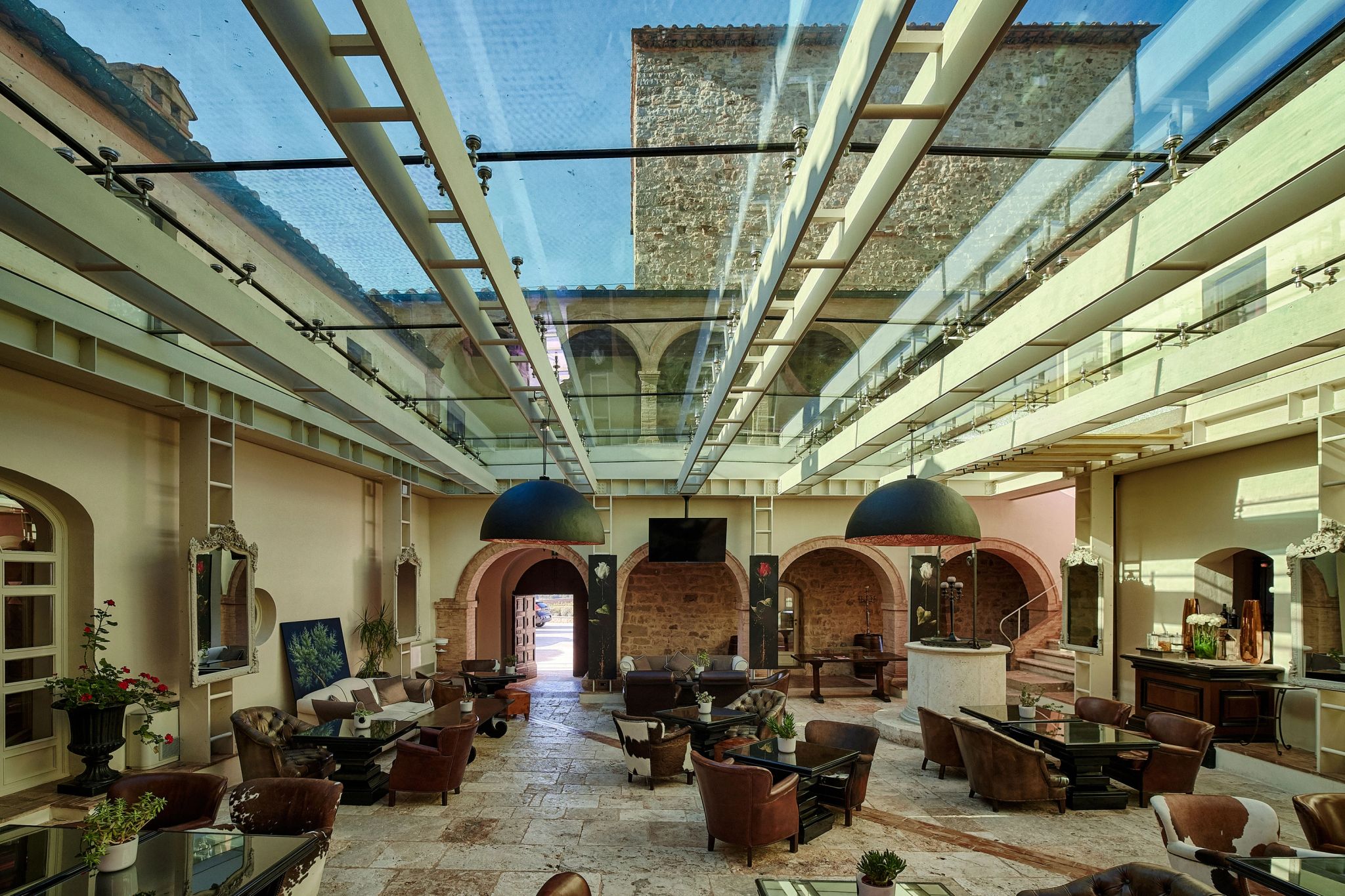 Lounge do resort lounge do hotel - teto de vidro - design de luxo - sala de espera