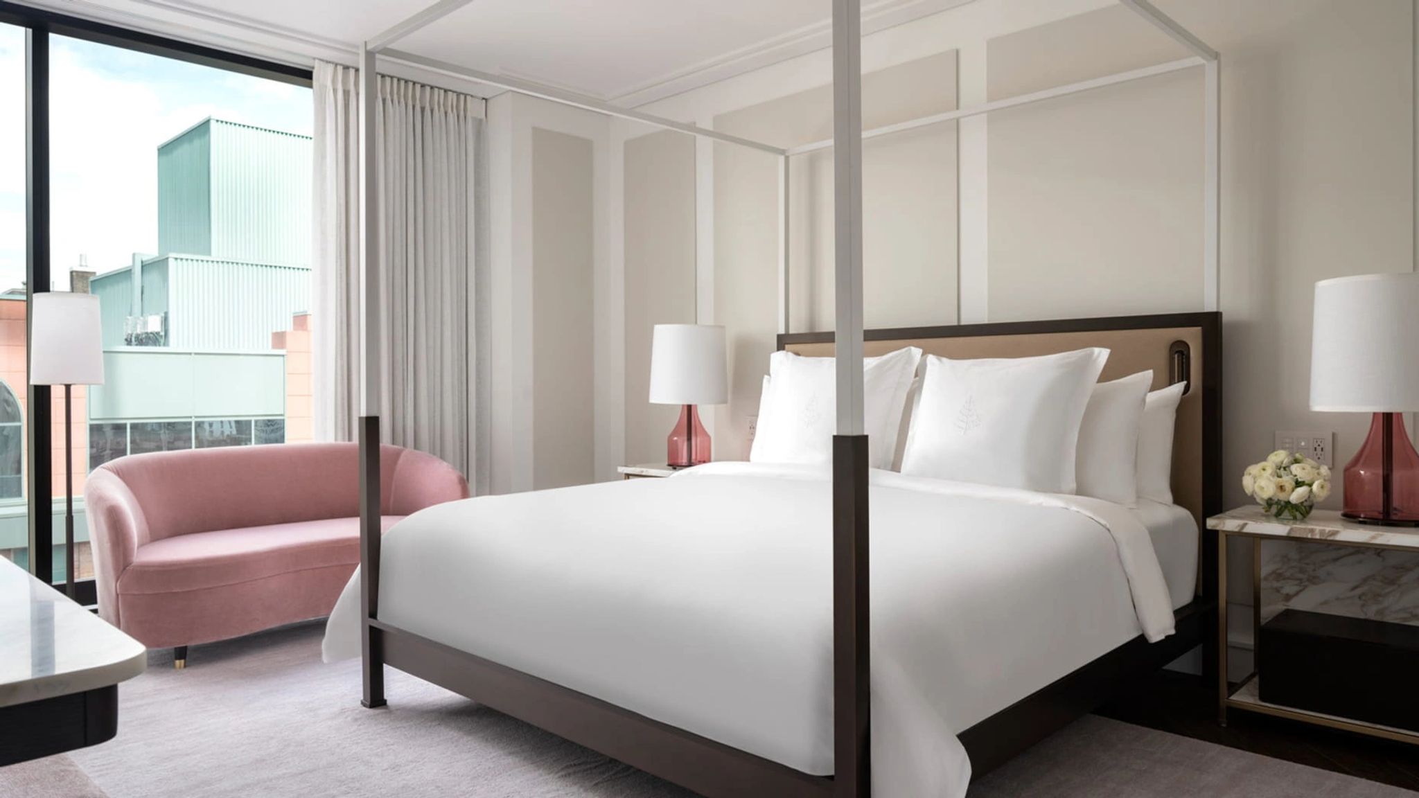 duas camas queen - quarto acessivel - vista monte royal