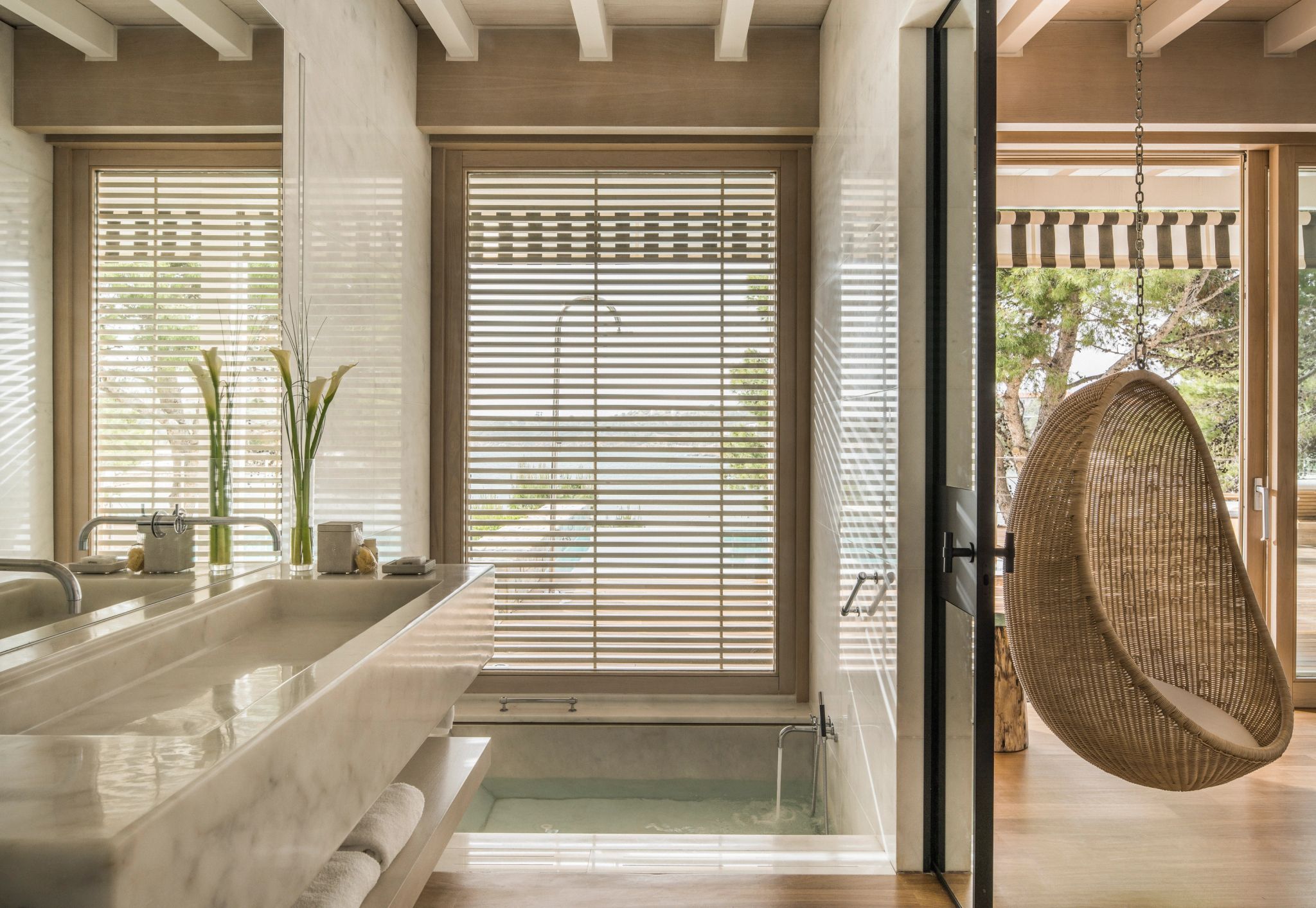 Sea View Bungalow Suite banheiro chique - balanco de descanso - design rustico