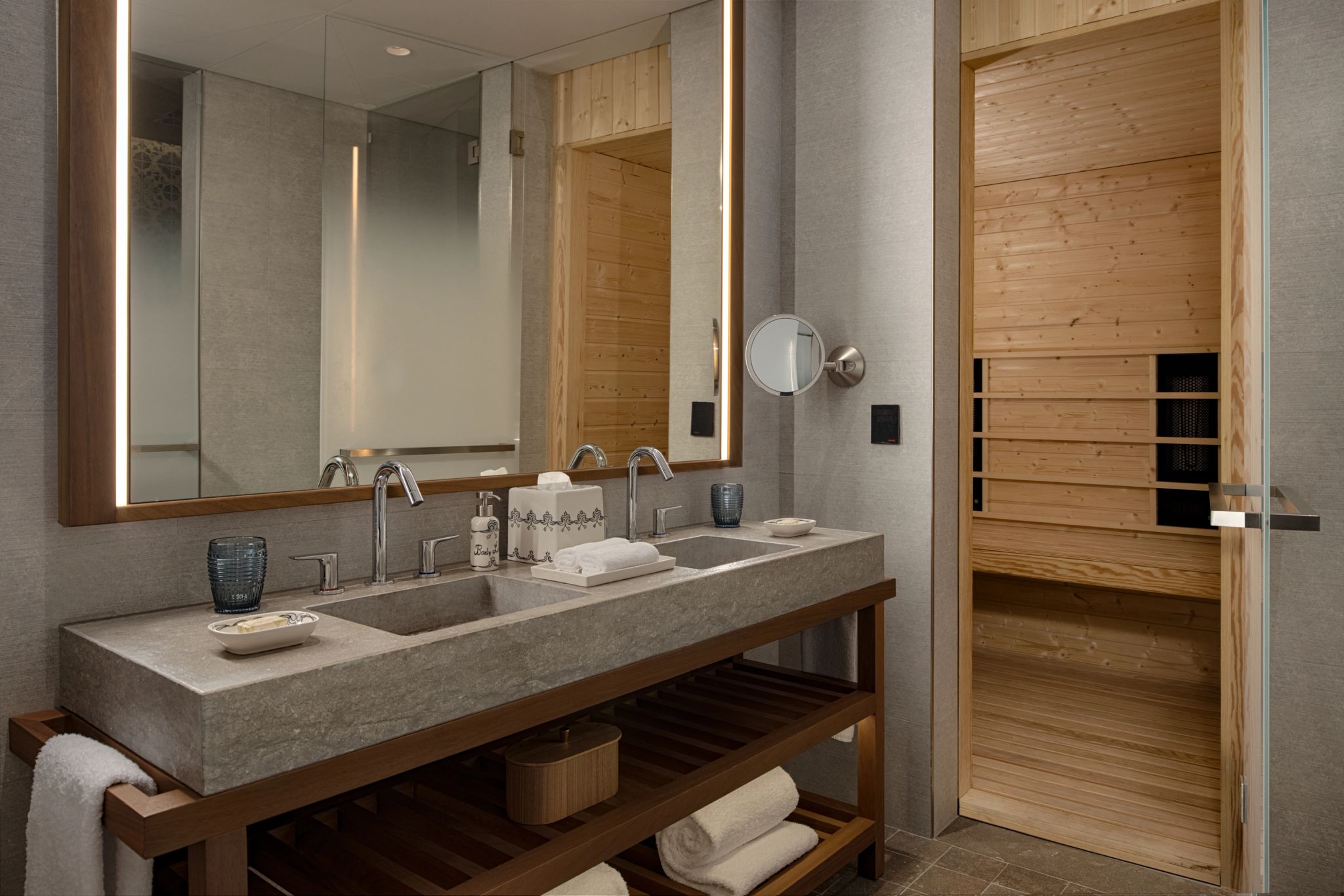 Valley Master Suite banheiro de luxo - pia dupla - banho premium