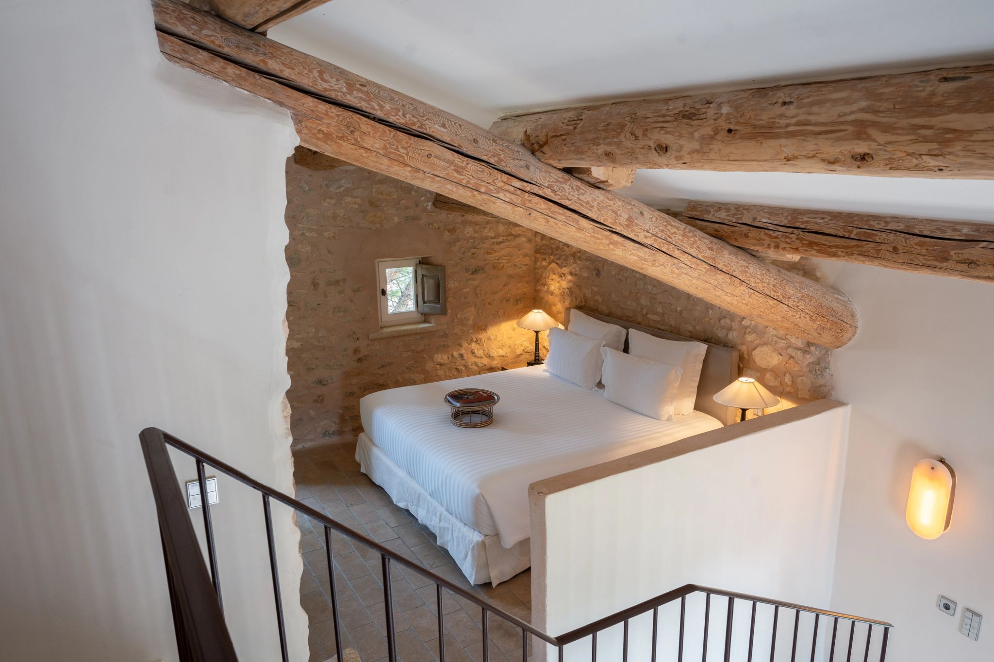 Family Duplex Suite suite com dois andares - suite casal - suite de luxo - cama king - arquitetura original