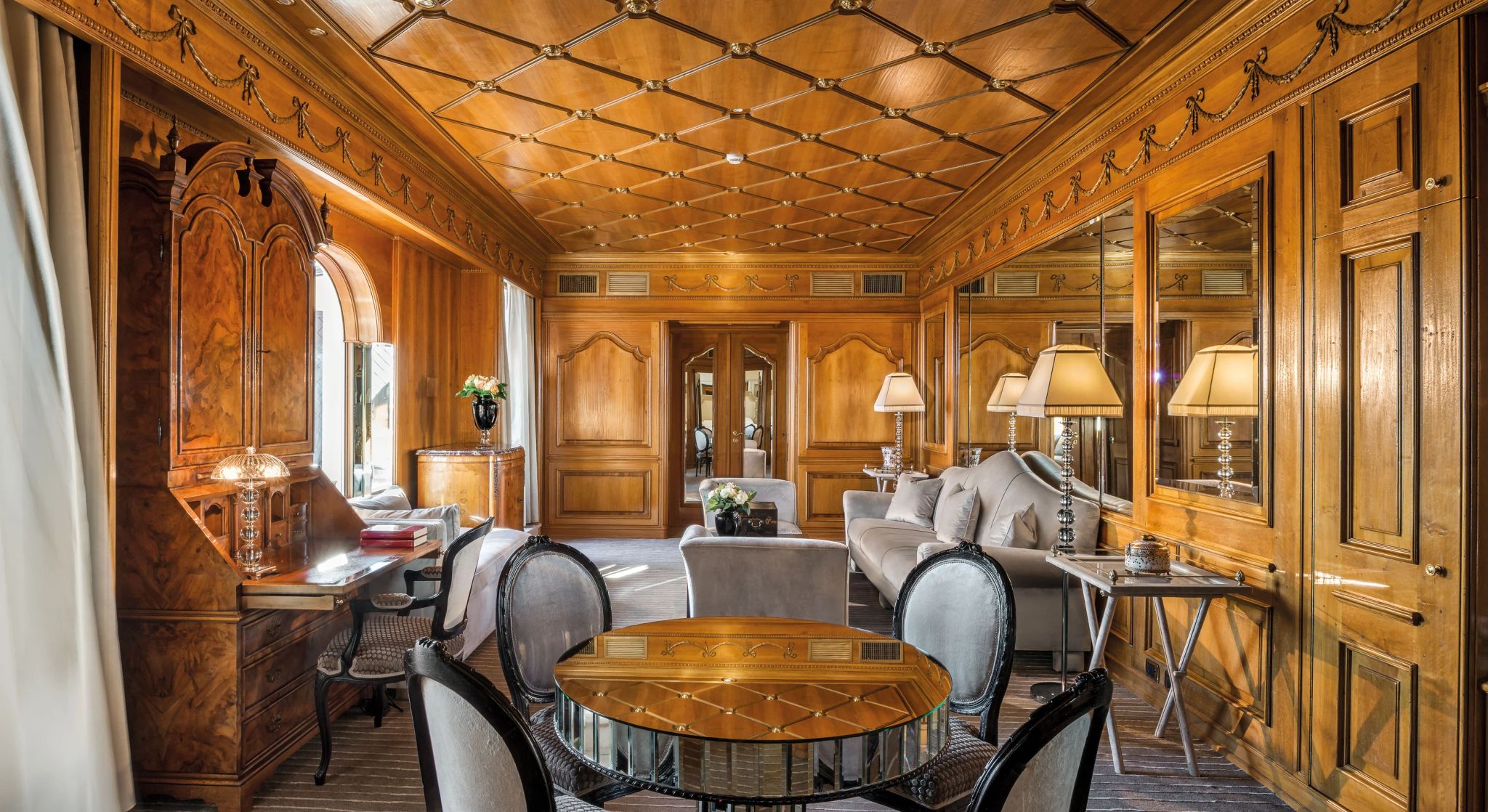 suite san pietro – suite presidencial – sala privativa suite