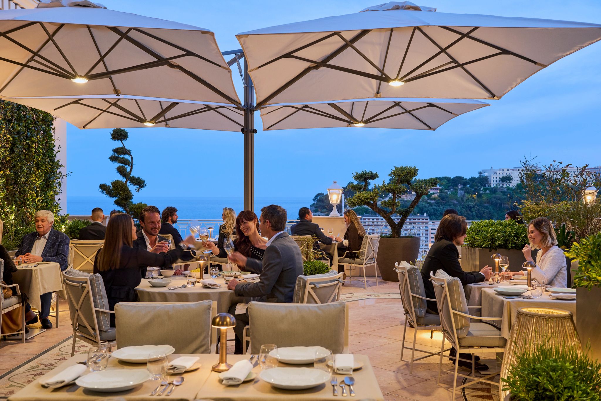 jantar ao ar livre - jantar casual - terraço gourmet - terraço vista mar - vista mar