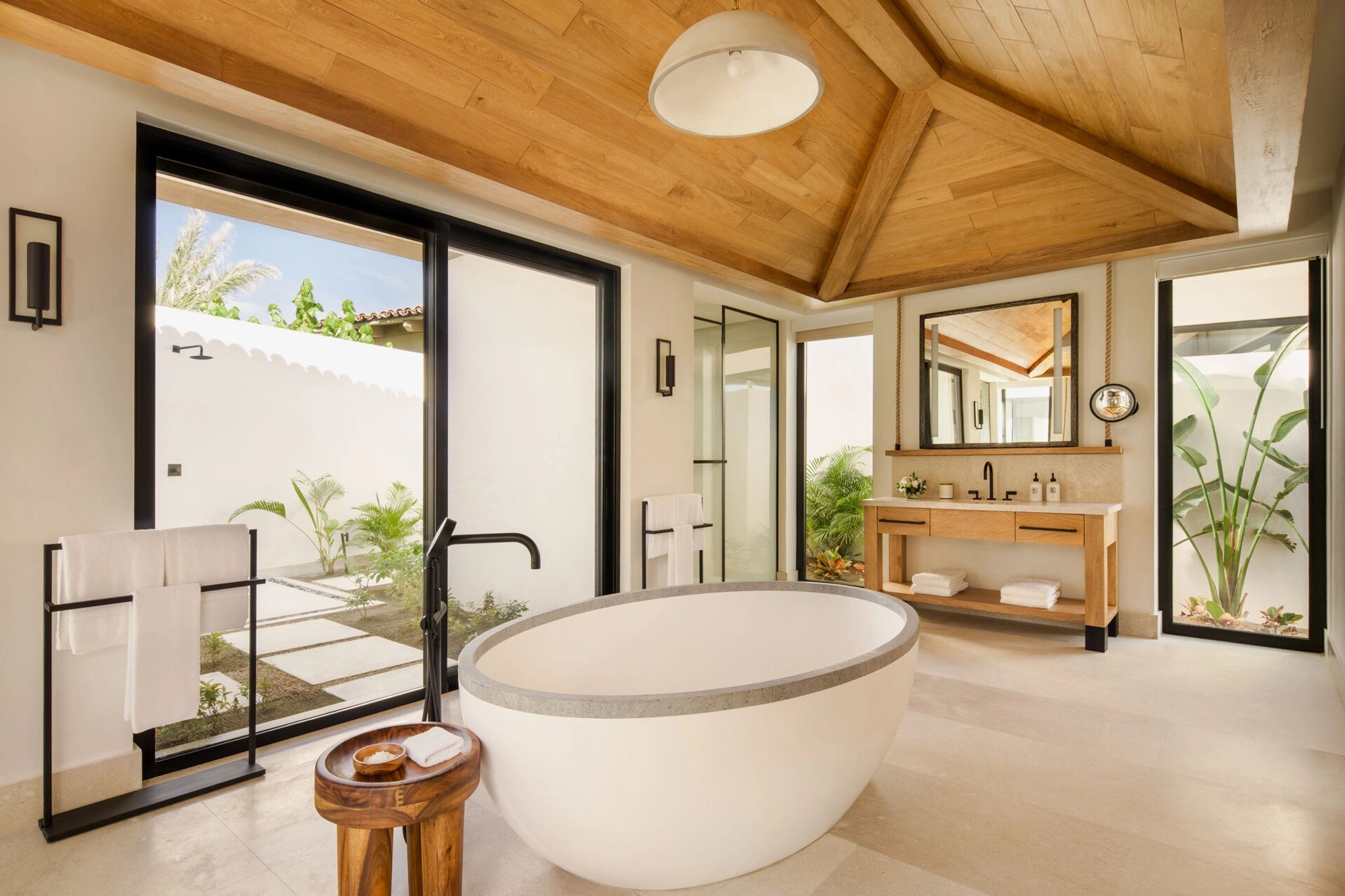 Oceanfront Three Bedroom Presidential Villa vila presidencial - banheira de imersao - banho premium