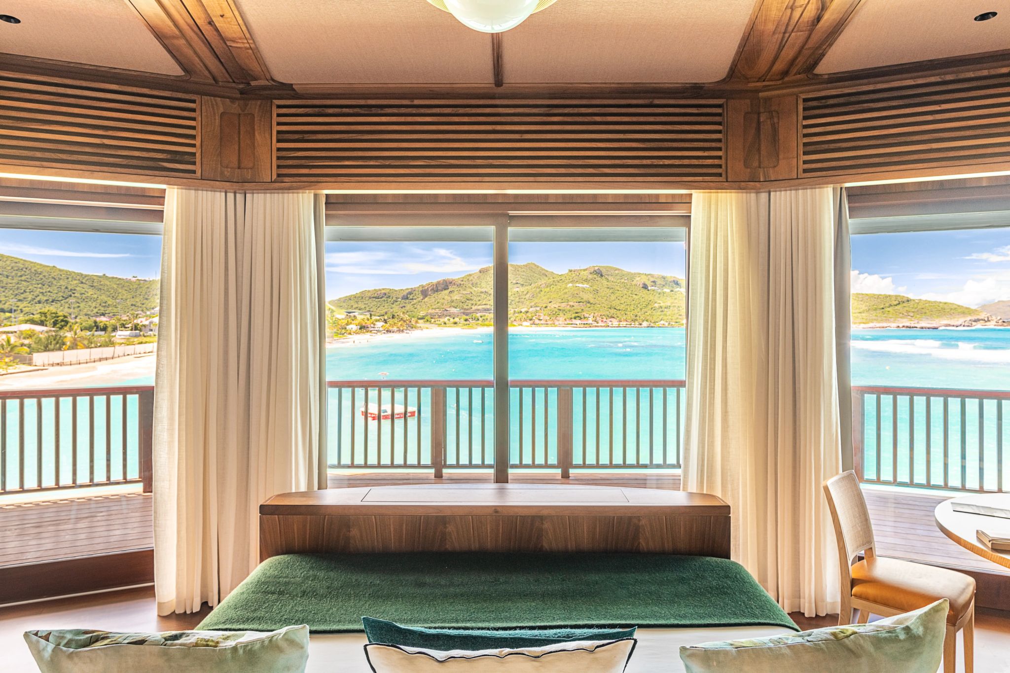 Signature Suite Pippa - Jeanne Le Menn vista mar - suite no caribe - terraco privativo