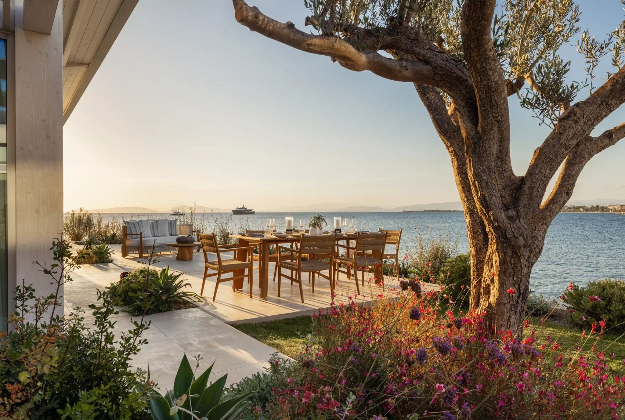 Six-Bedroom Private Villa piscina privativa - terraco amplo - vista para o mar