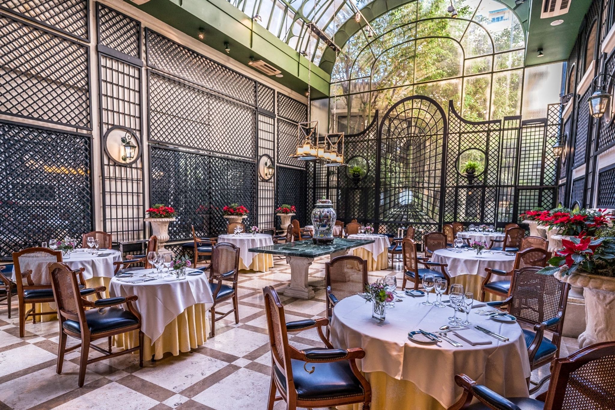 Brunch Alvear restaurante chique - patio gourmet - brunch de hotel