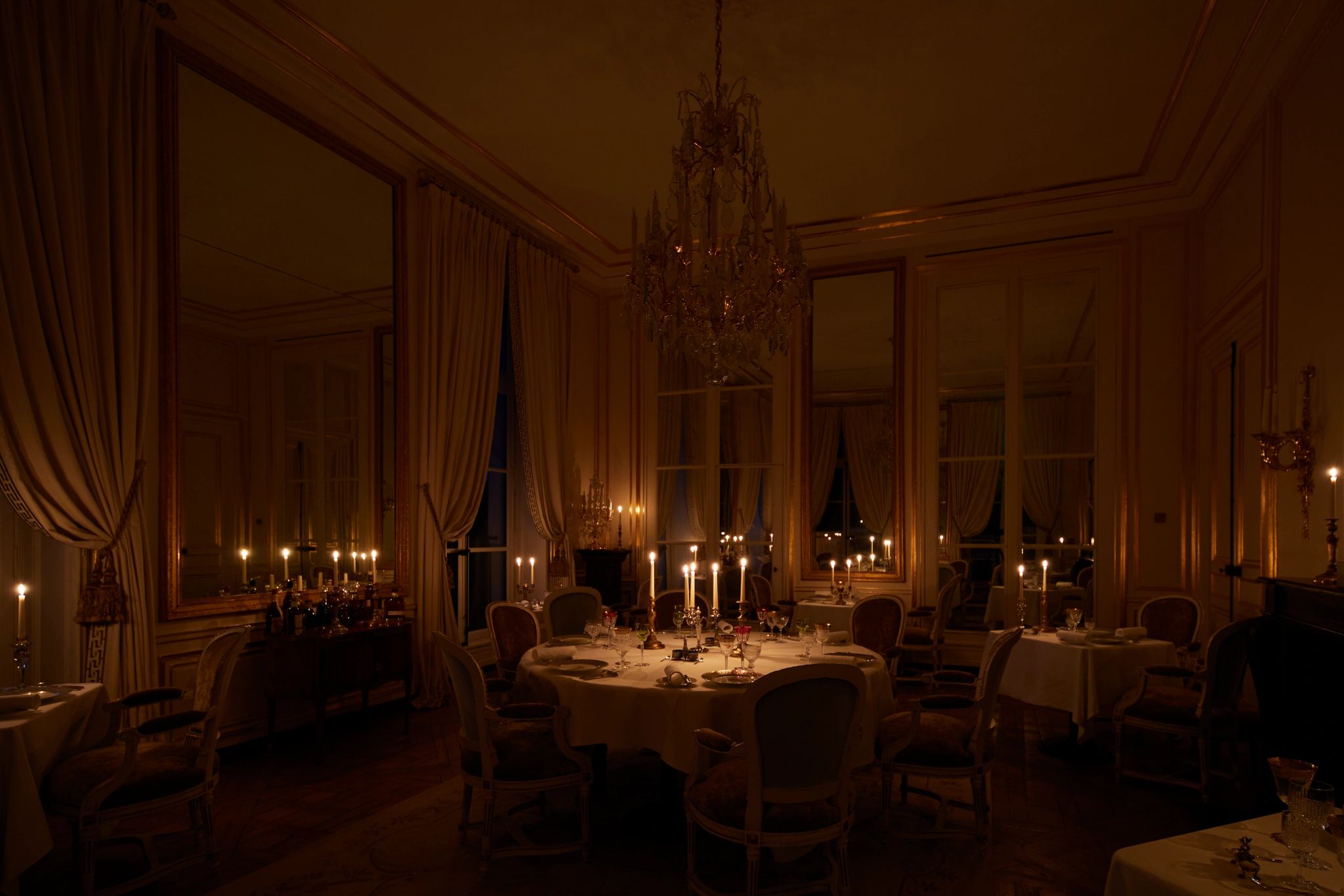 Restaurante Le Grand Contrôle jantar a luz de velas – jantar romantico – gastronomia francesa