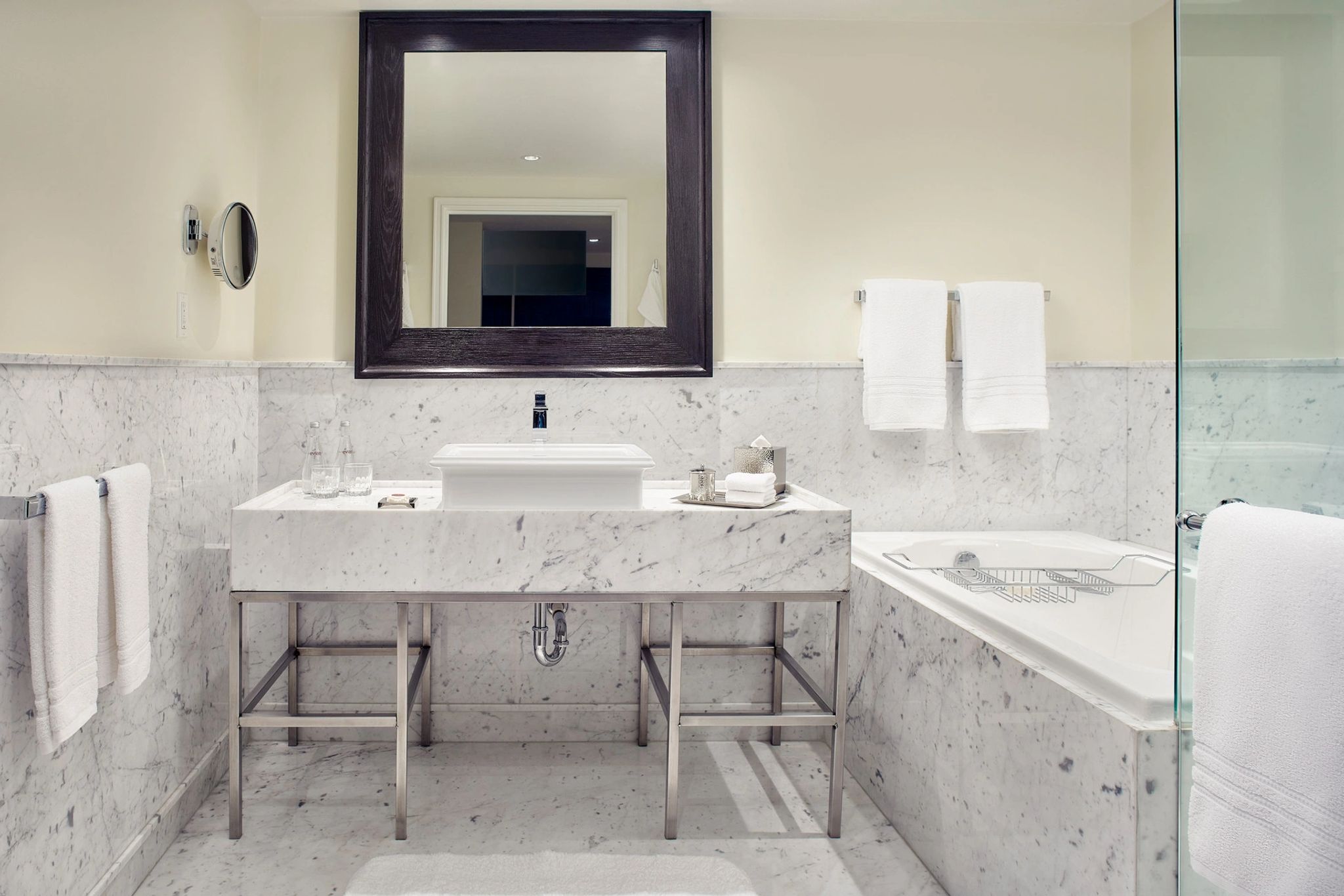 Ambassador Suite banheira de imersao - banho premium - suite com banheira