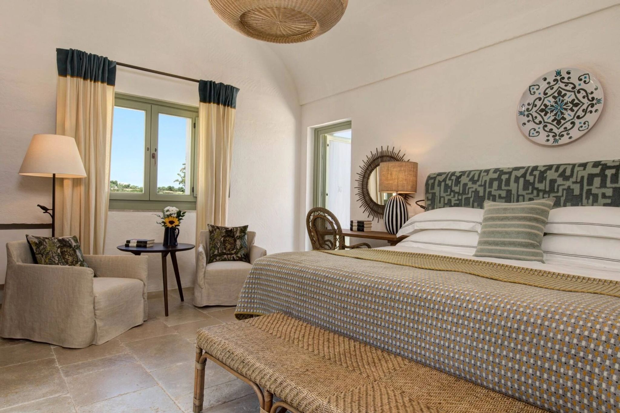 cama king size - quarto casal amplo - decoracao estilo puglia