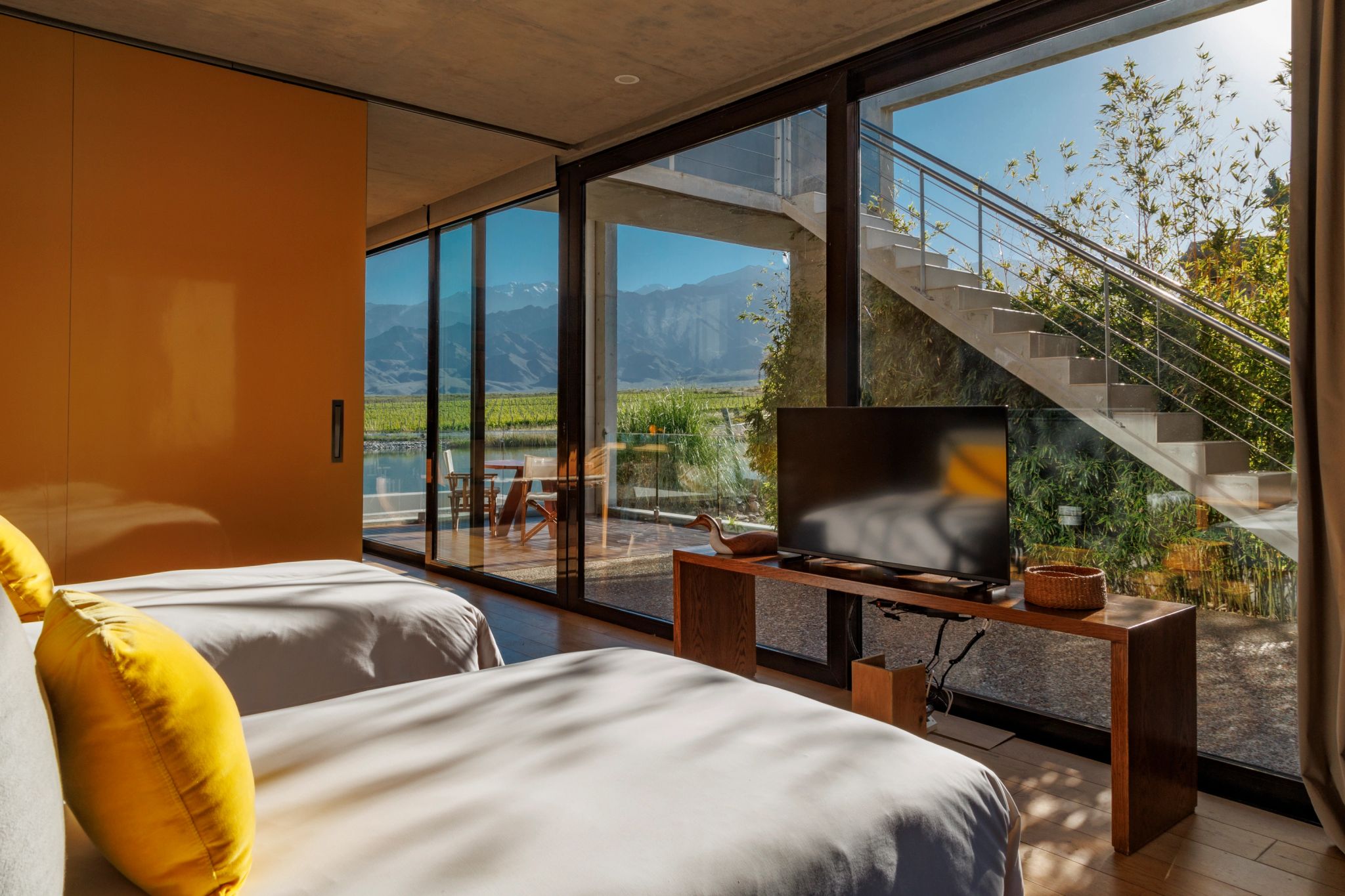 One Bedroom Villa hotel com quarto twin - paisagem dos vinhedos argentinos