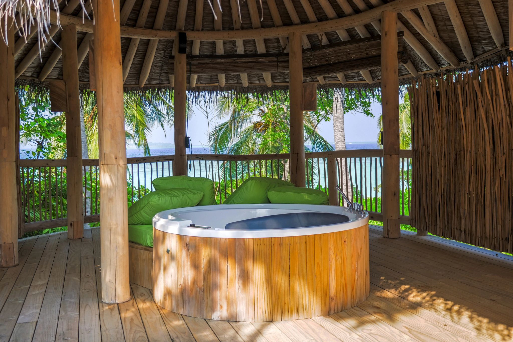 Villa 11 vila natureza - jacuzzi - hospedagem maldivas
