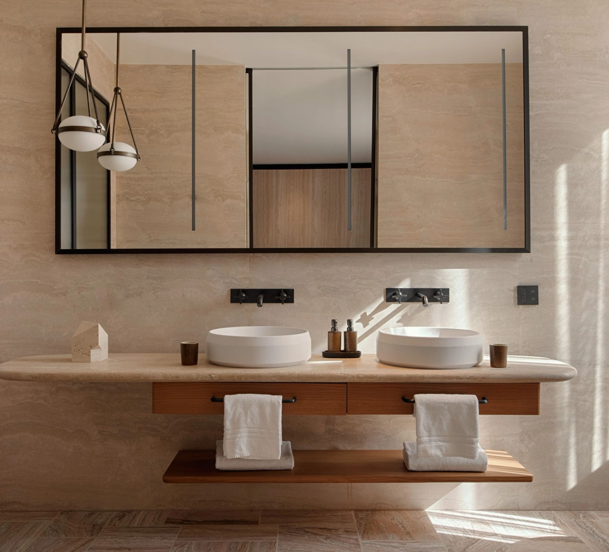 suite master - banheiro de luxo - pia dupla