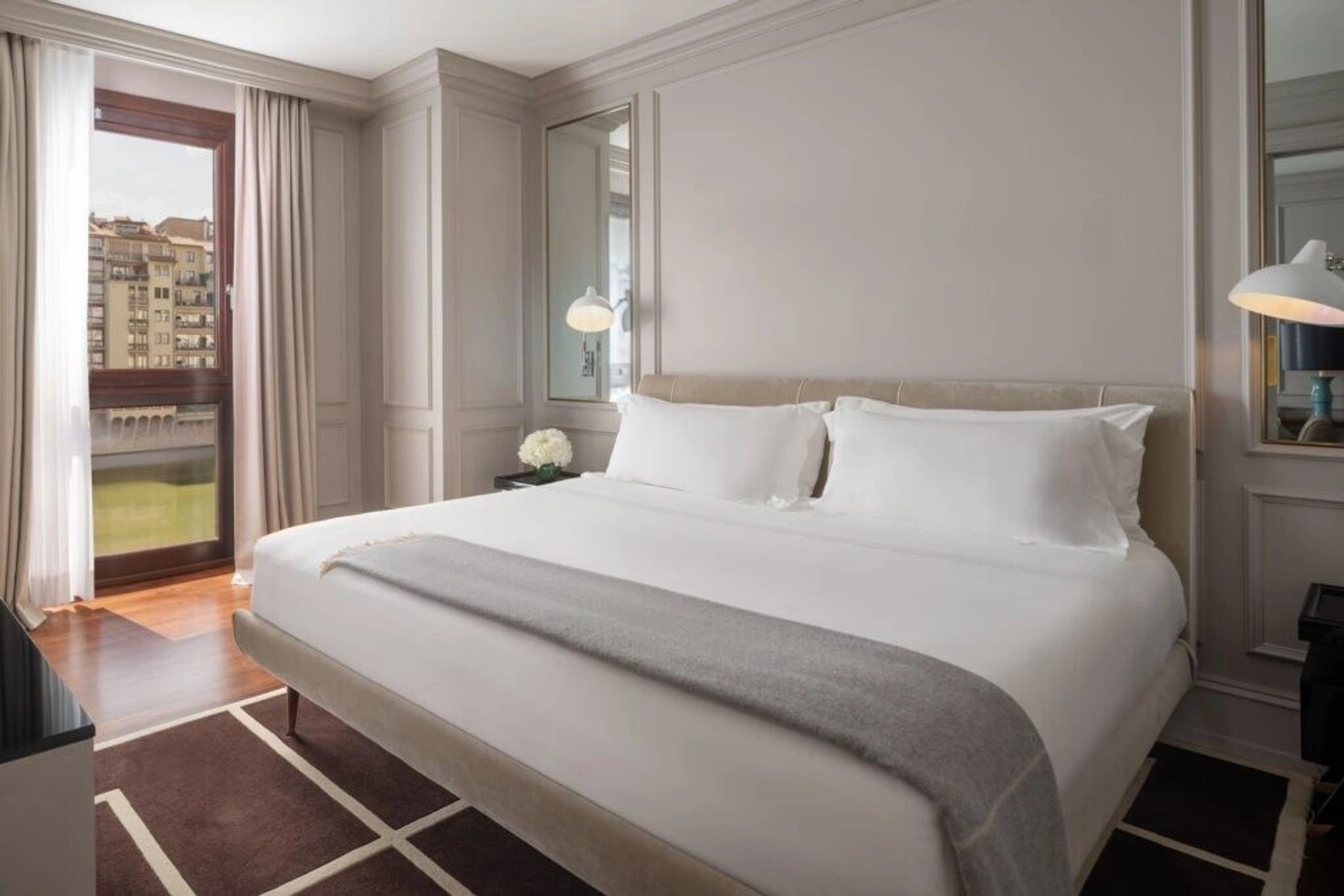 Superior Suite River View cama casal - decoracao minimalista - quarto com vista
