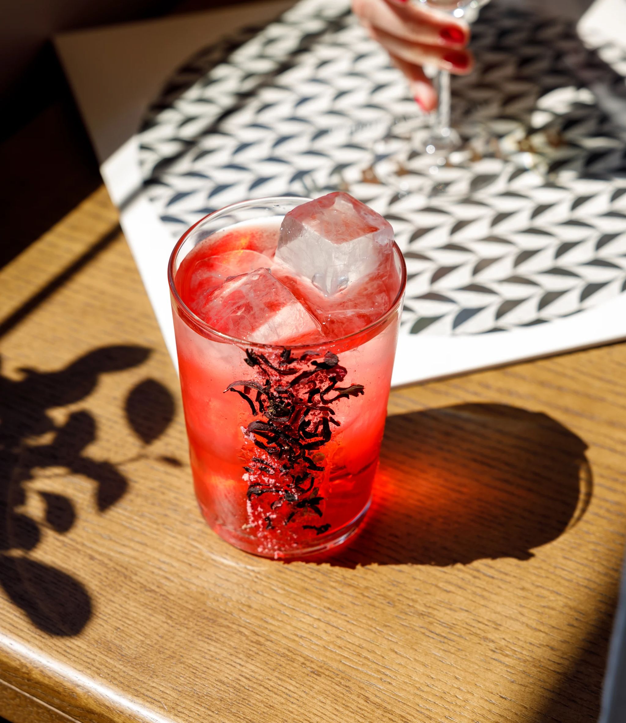 drinks modernos – il giardino bar - bar ao ar livre - il giardino bar - bar italiano