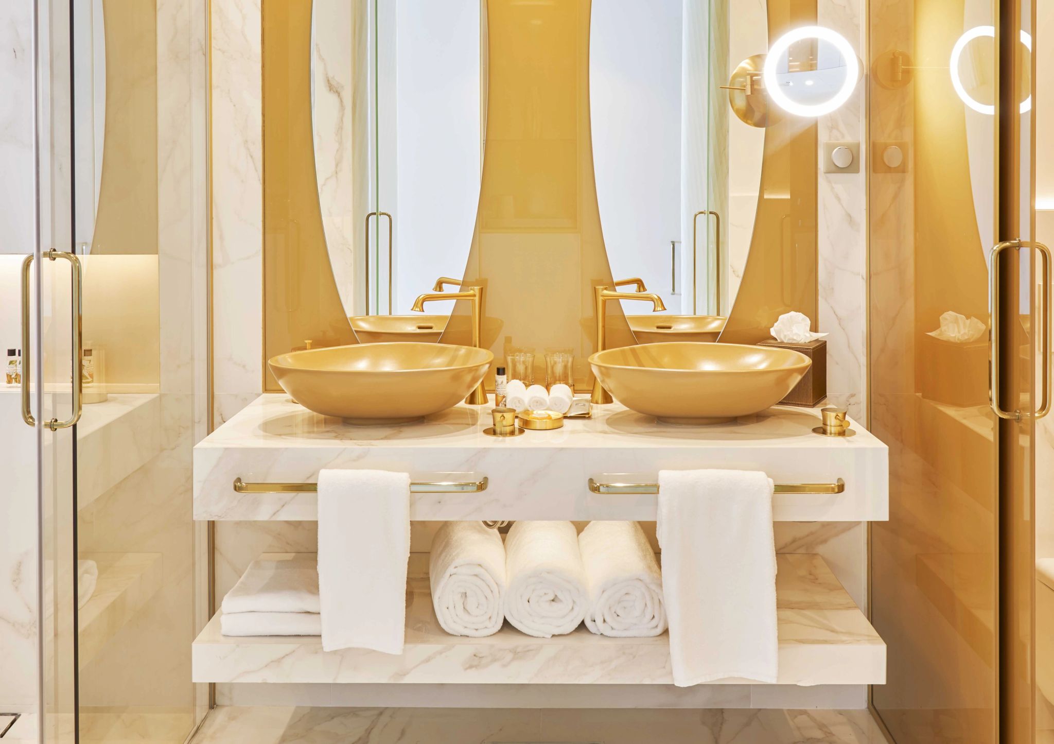 Ocean banheiro chique - banheiro casal - pia dupla