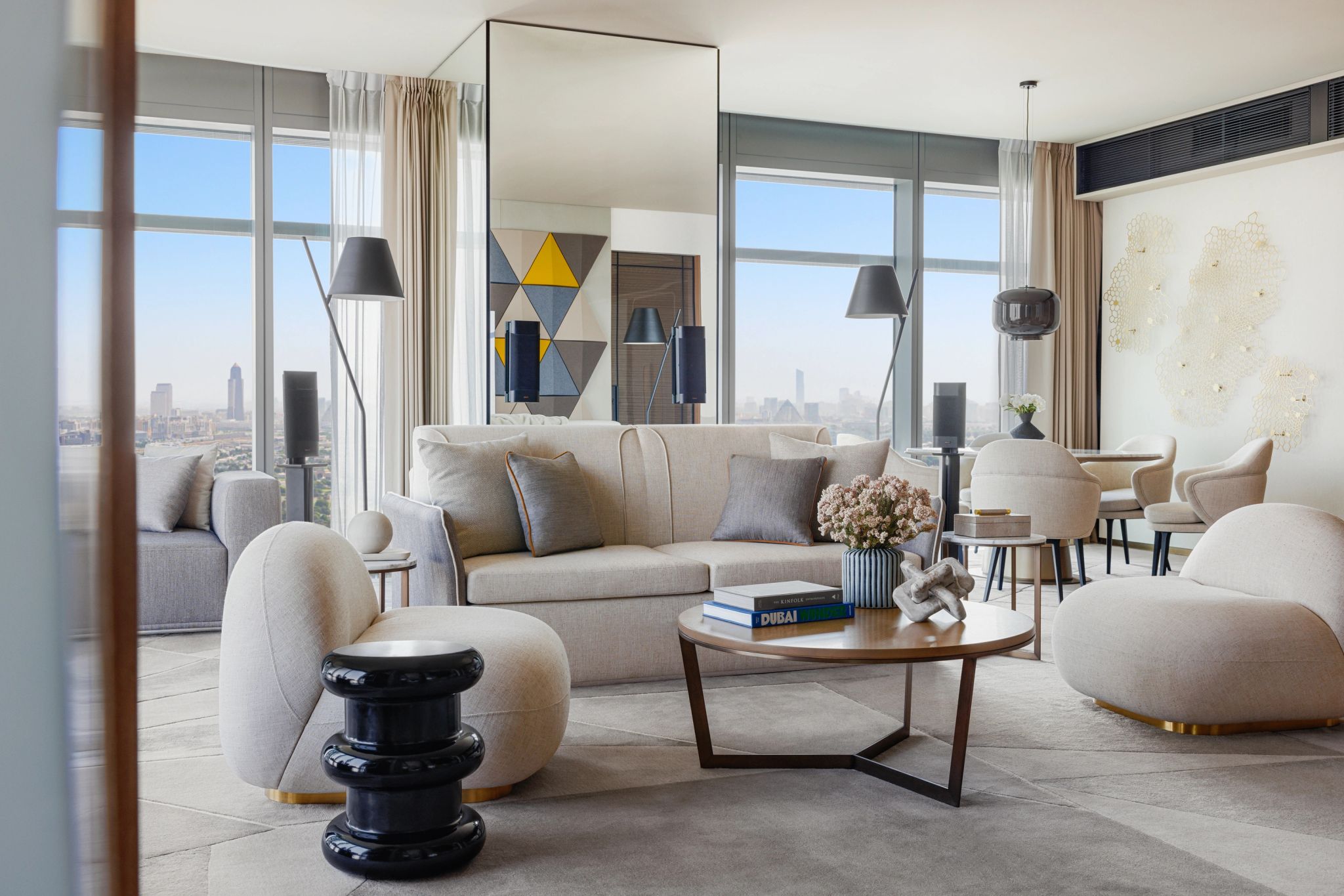 sala de estar – decoraçao de luxo – mesa de jantar