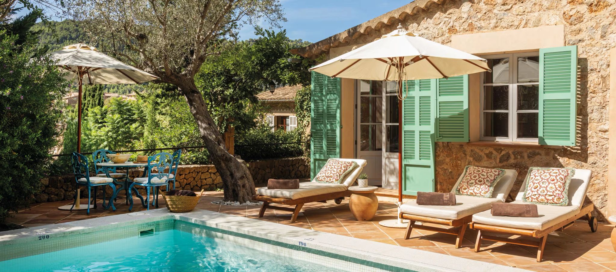 suite premium - quarto com piscina - area externa