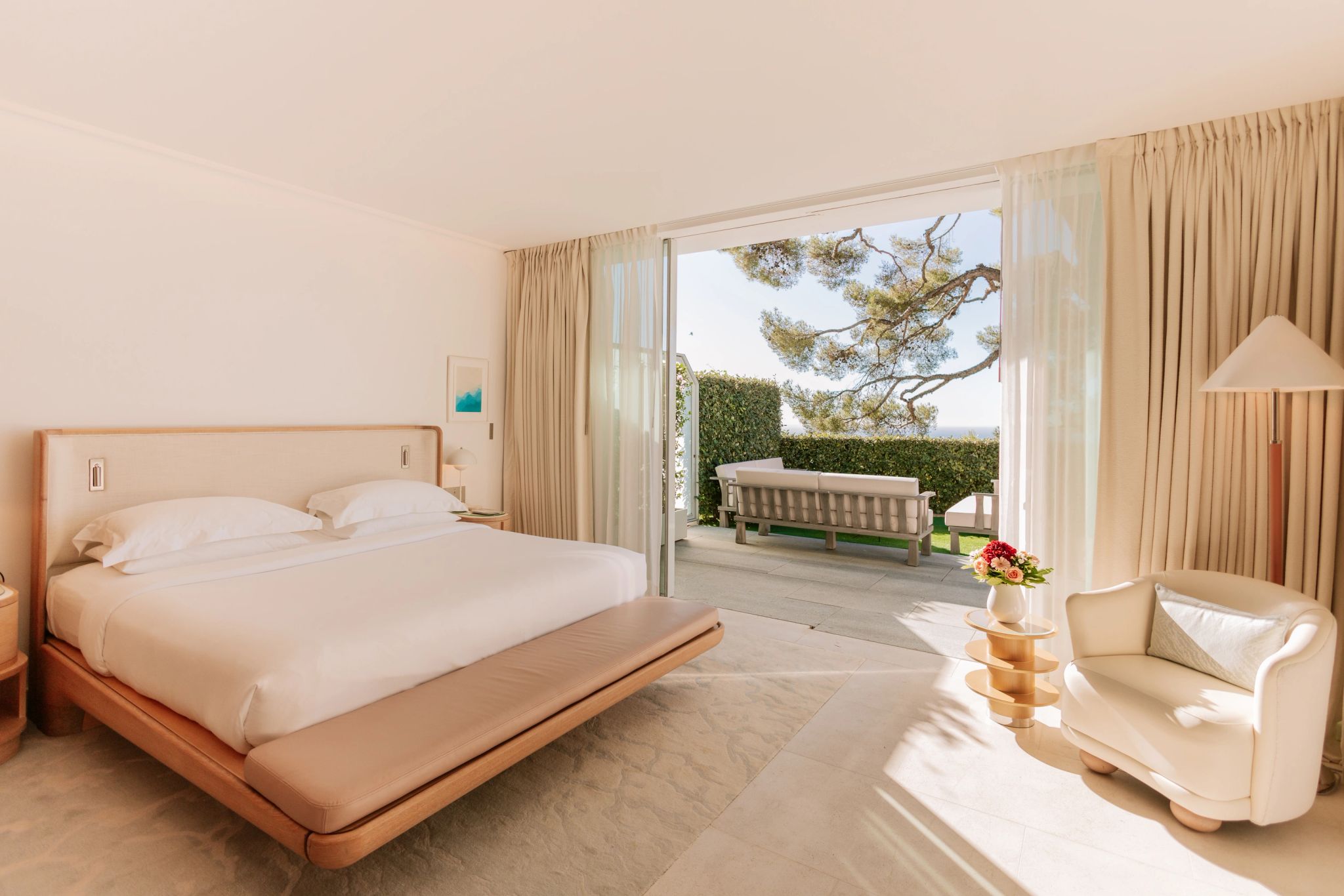 cama king - quarto casal luxo - design contemporaneo