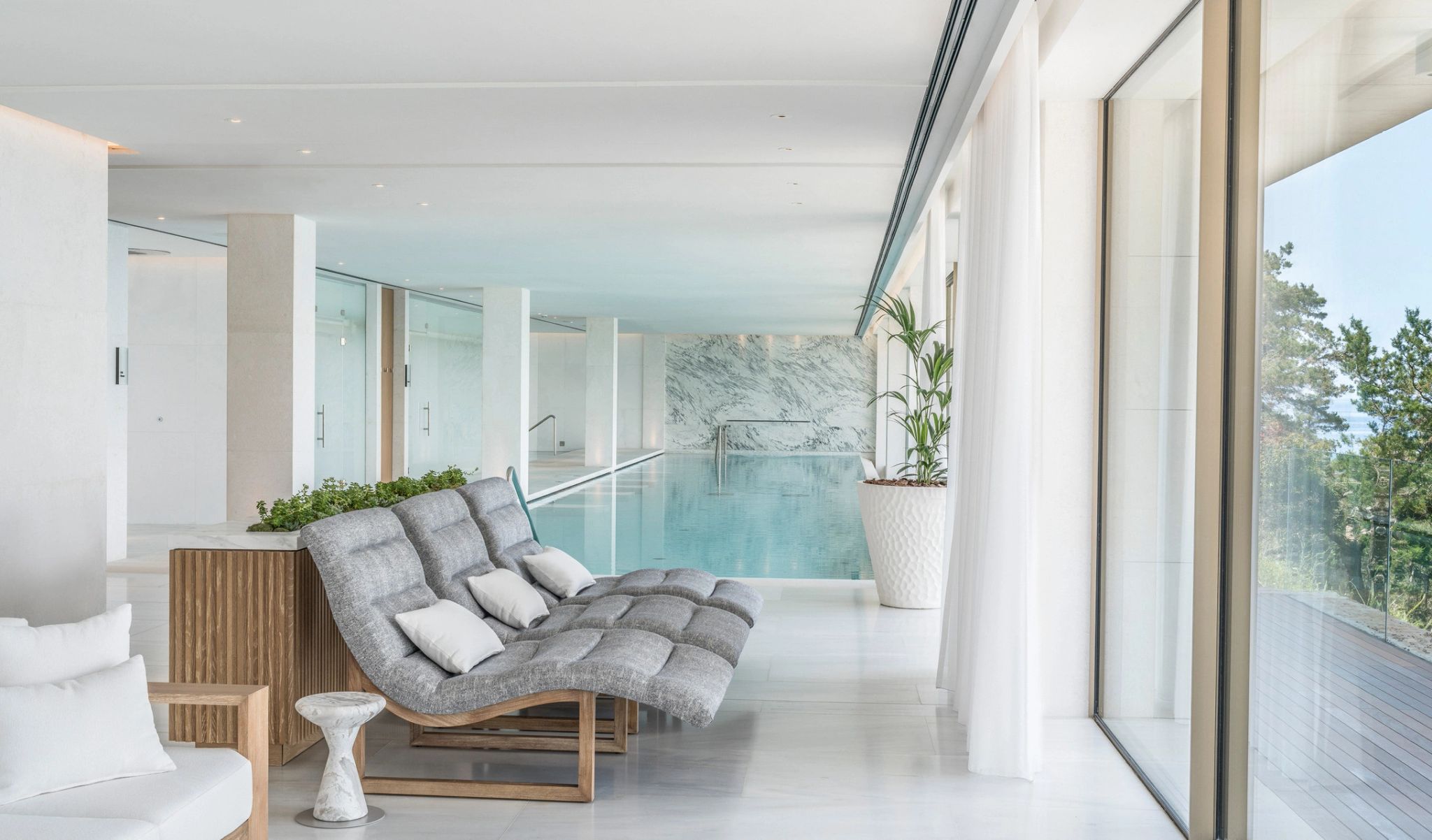 Spa piscina coberta – spa de luxo – hotel bem-estar